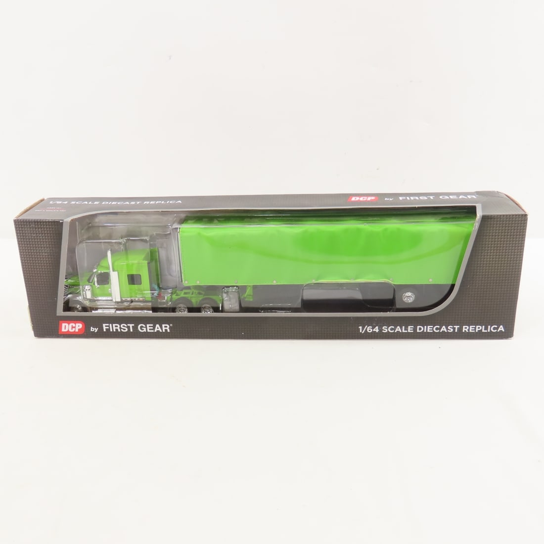 DCP First Gear 1:64 Scale International Lonestar (1 of 10)