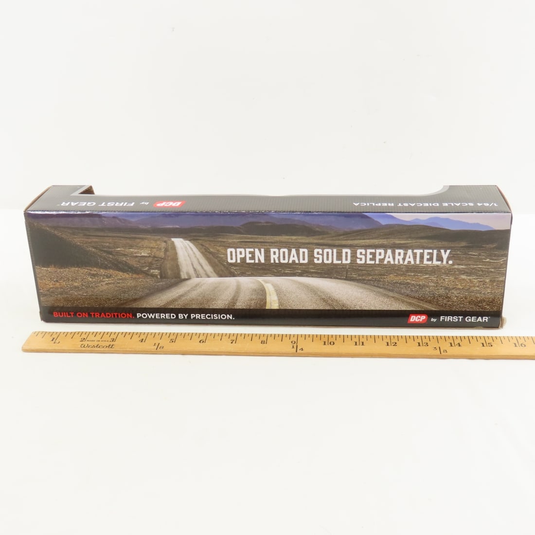 DCP First Gear 1:64 Scale Kenworth W900L Aerocab - 5