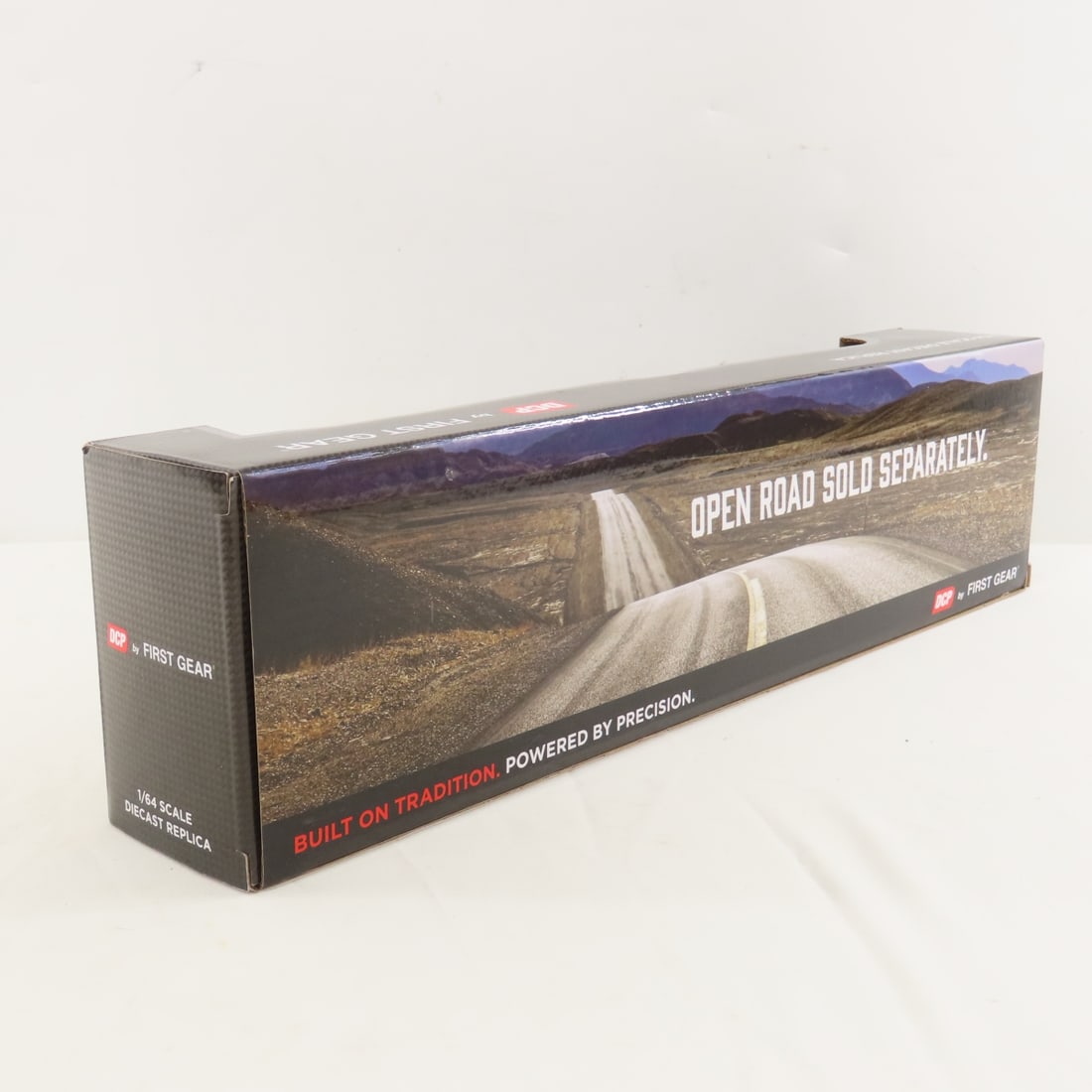DCP First Gear 1:64 Scale Kenworth W900L Aerocab - 6