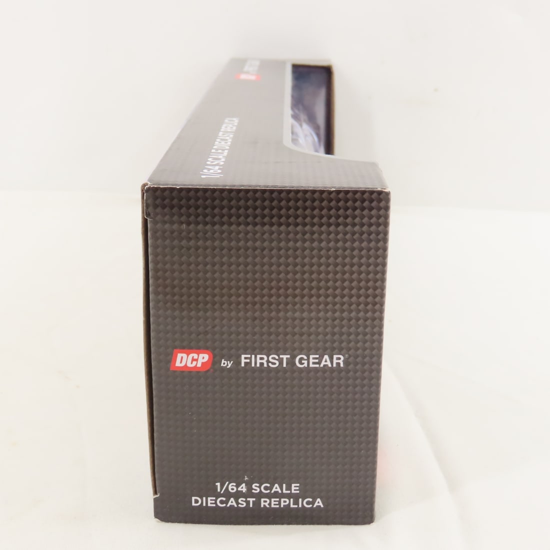 DCP First Gear 1:64 Scale White Western Star 4900 - 3