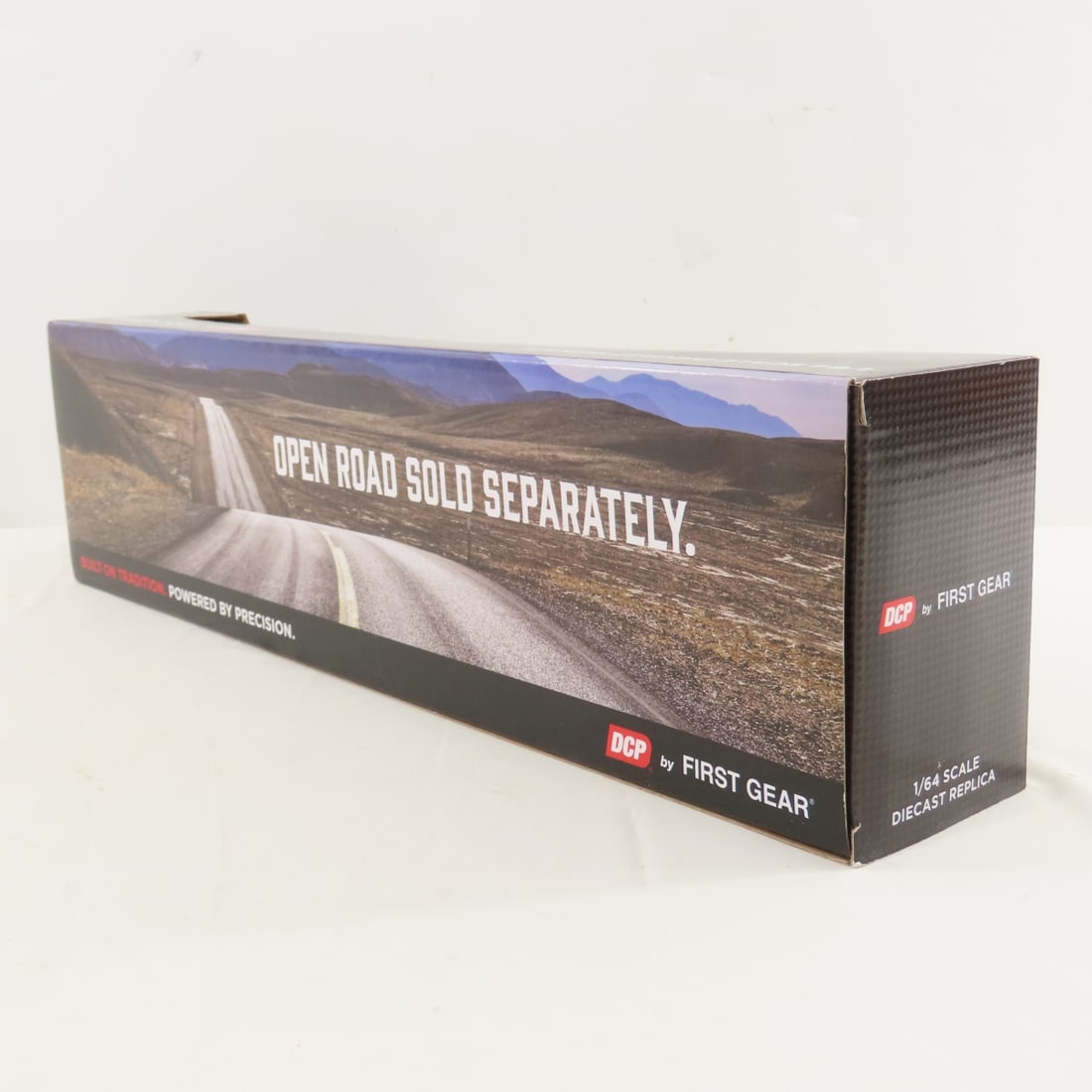 DCP First Gear 1:64 Scale White Western Star 4900 - 4