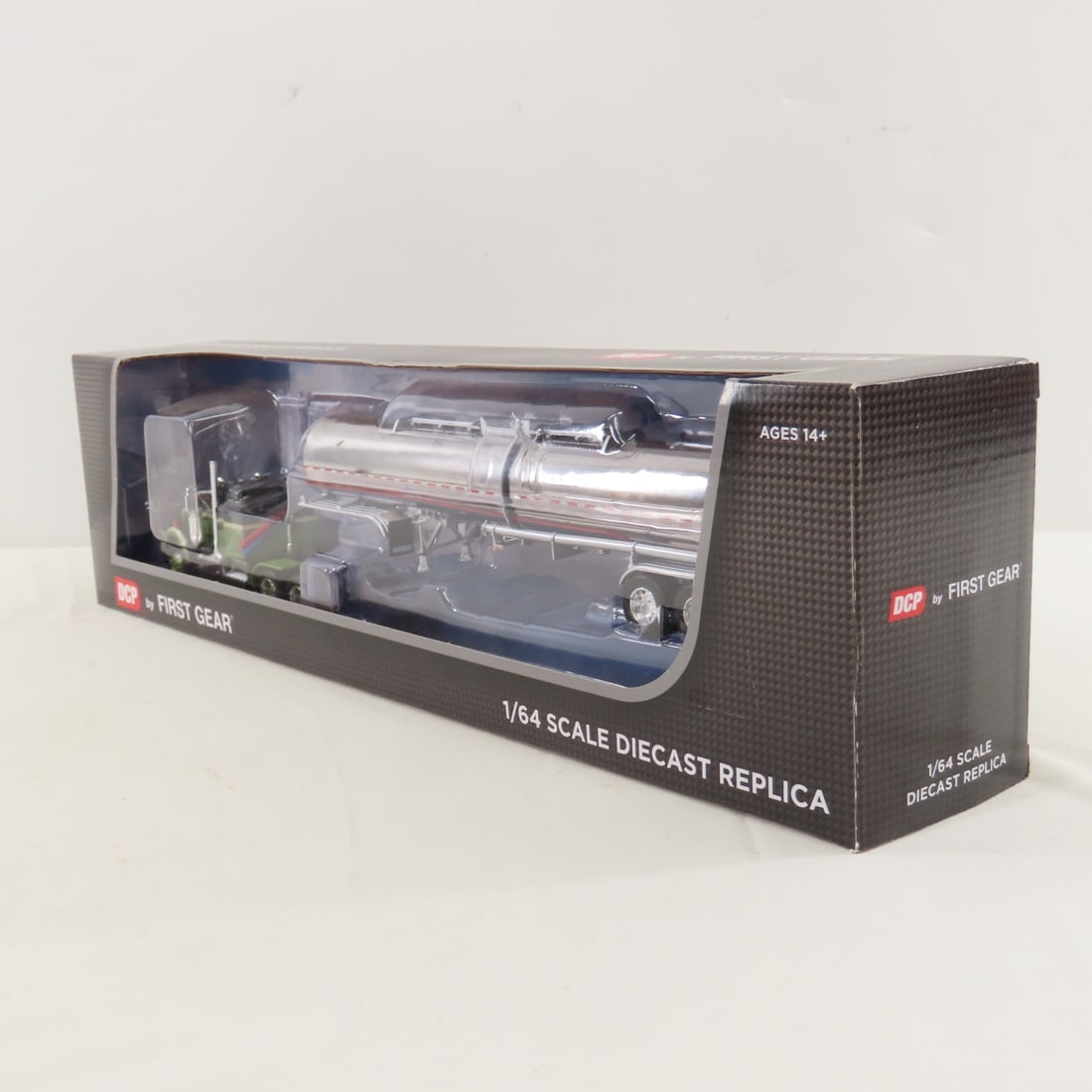 DCP First Gear 1:64 Scale White Western Star 4900 - 8