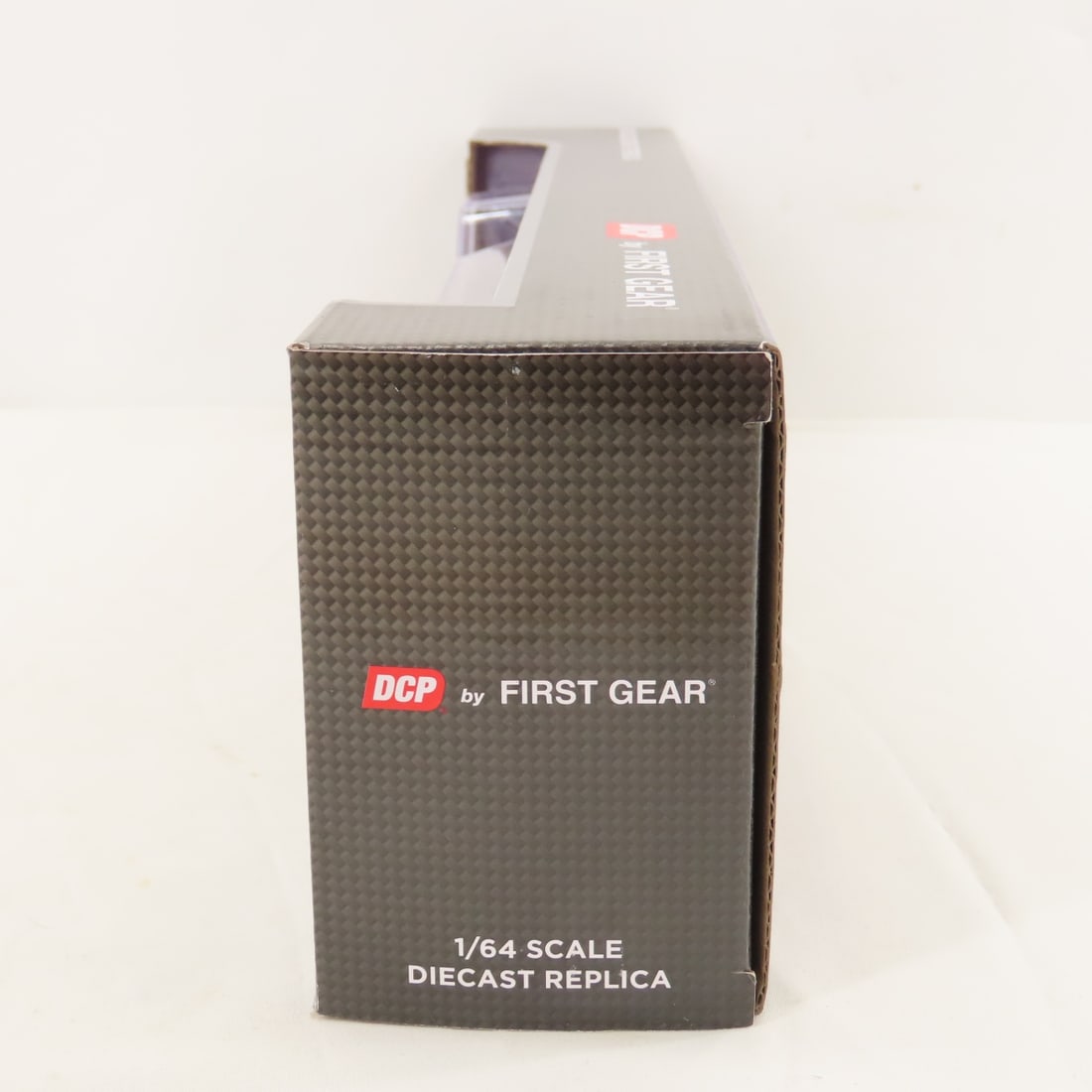 DCP First Gear 1:64 Scale Ford LTL-9000 Sleeper - 7