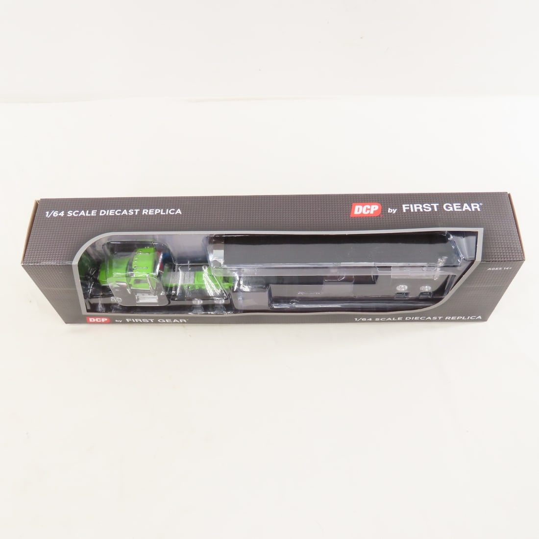DCP First Gear 1:64 Scale Kenworth W990 Day Cab - 9