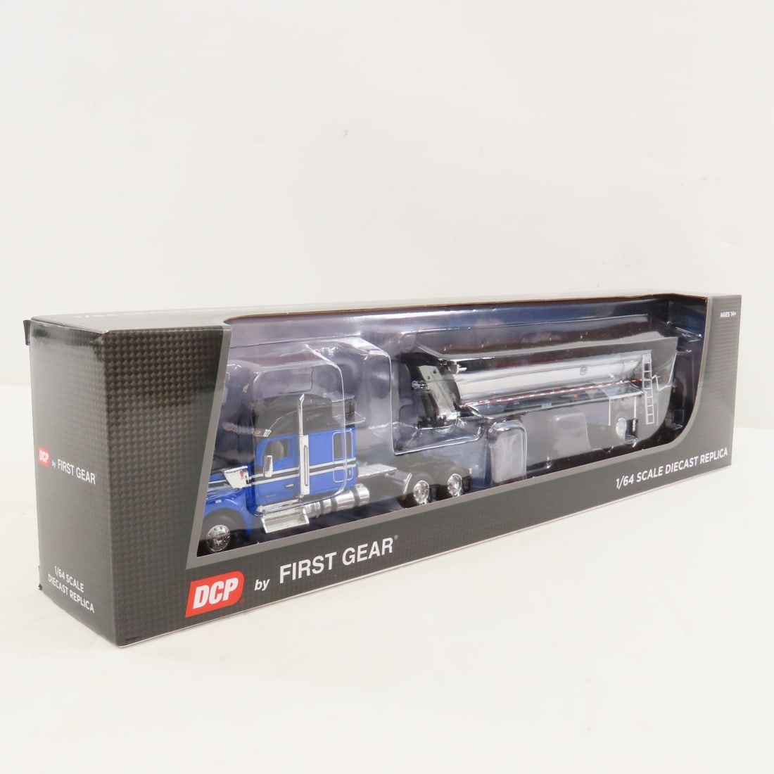 DCP First Gear 1:64 Scale Kenworth W990 Sleeper - 2