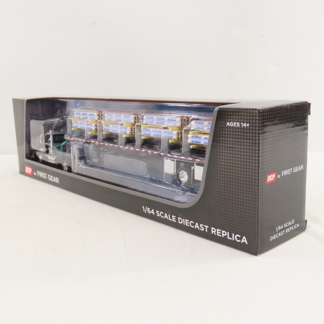 DCP First Gear 1:64 Scale Mack Pinnacle Day Cab - 8