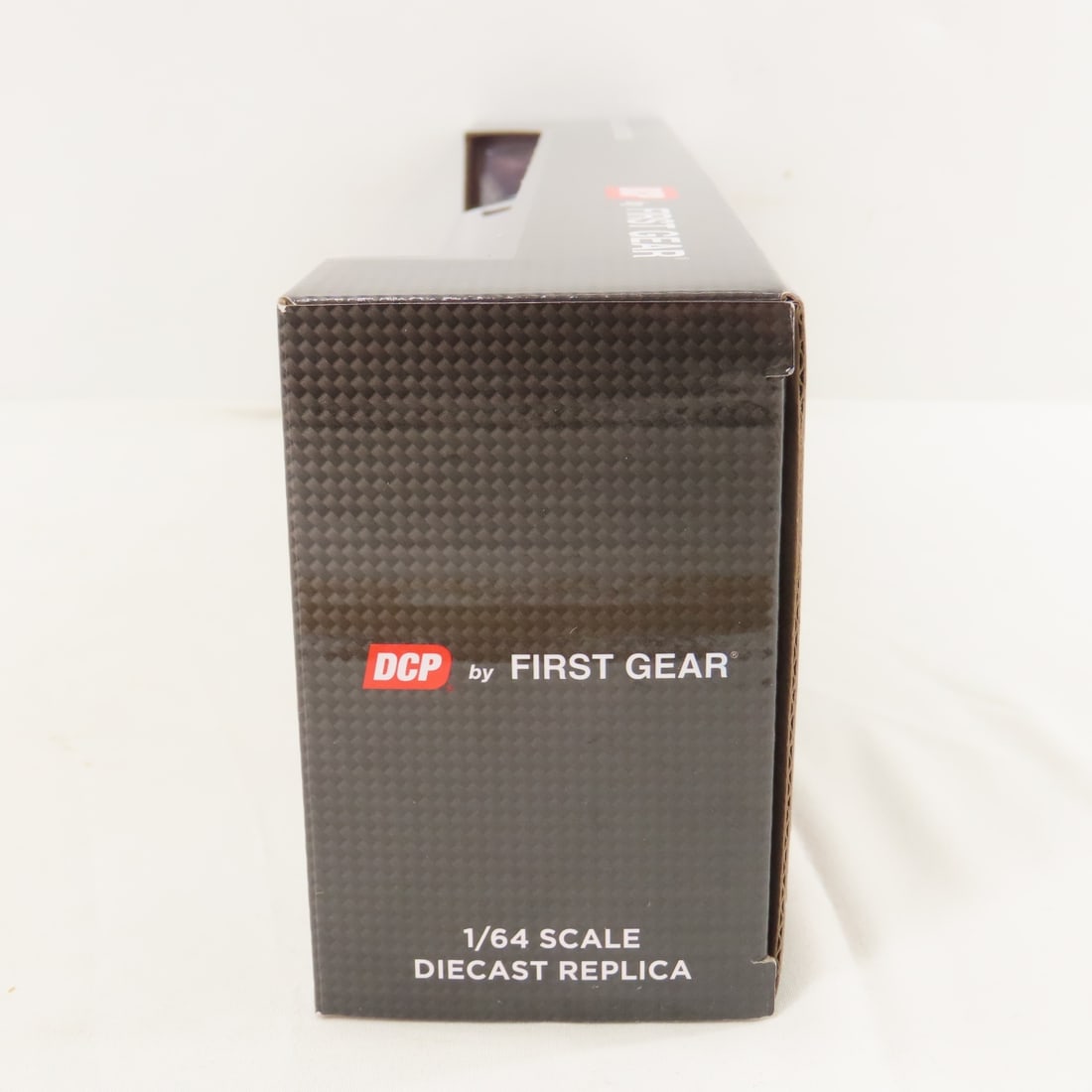 DCP First Gear 1:64 Scale Kenworth W990 Day Cab - 7