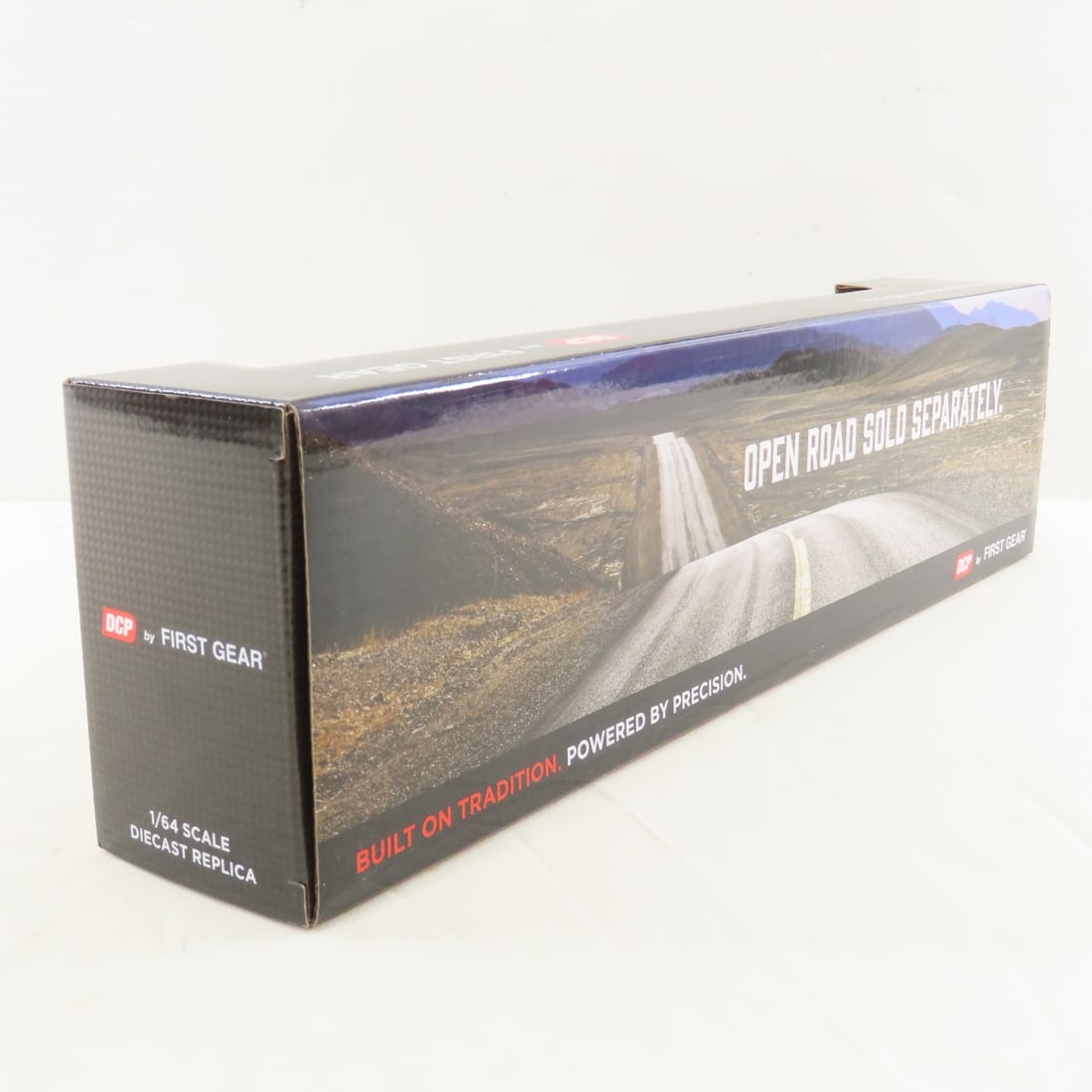 DCP First Gear 1:64 Scale Peterbilt 389 Sleeper - 6