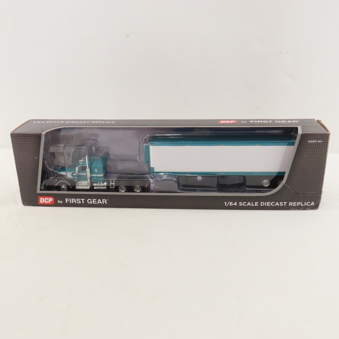 DCP First Gear 1:64 Scale Kenworth Ankrum Sleeper (1 of 11)