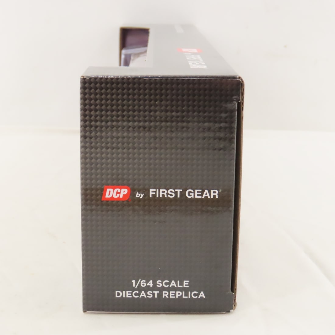 DCP First Gear 1:64 Scale Mack Super-Liner - 7