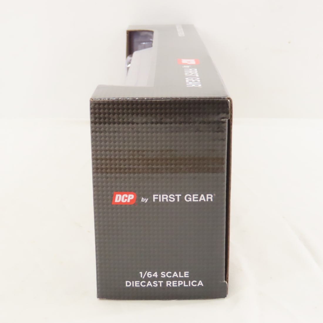 DCP First Gear 1:64 Scale Western Star 4900 - 7