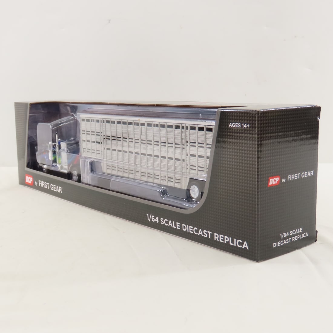 DCP First Gear 1:64 Scale Western Star 4900 - 8