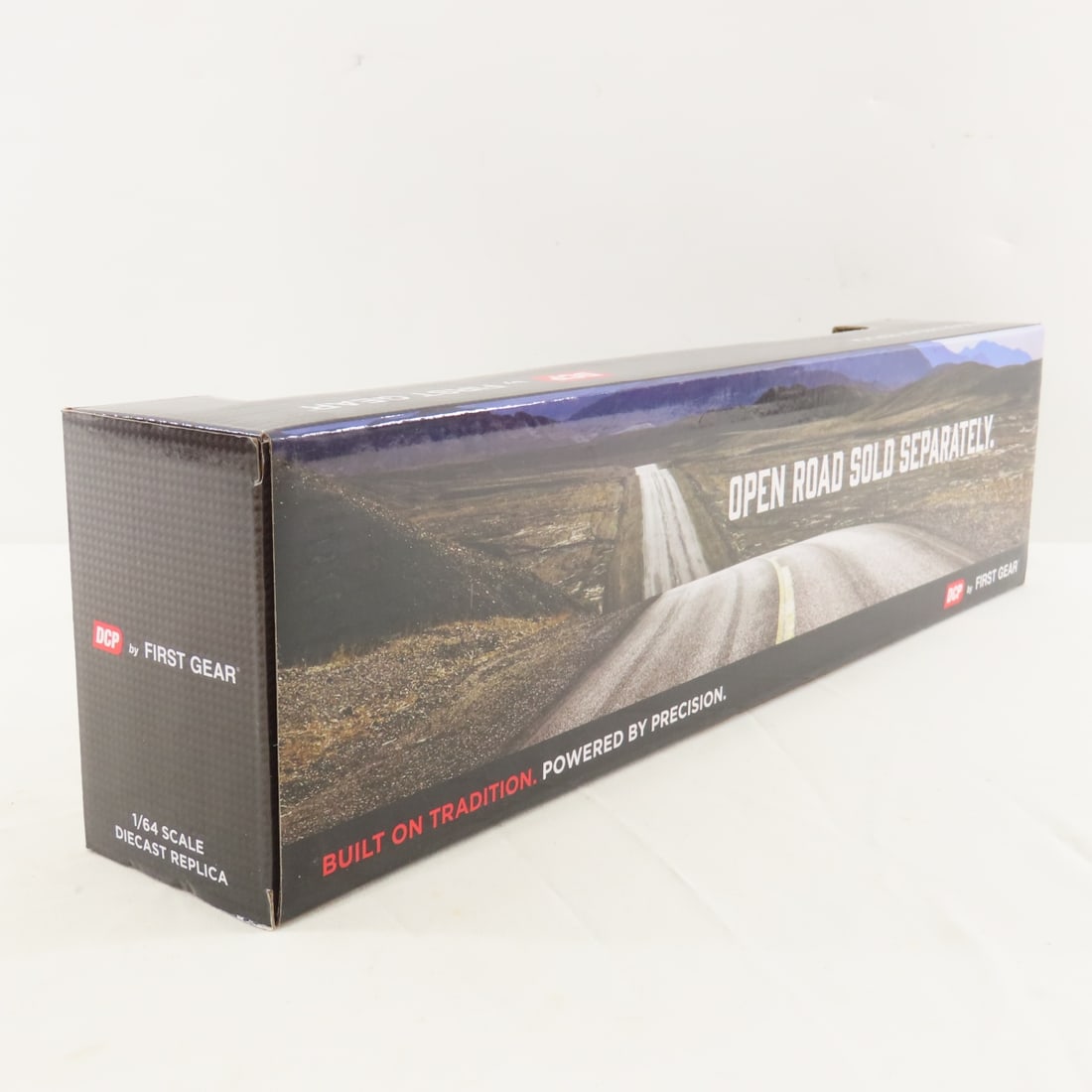 DCP First Gear 1:64 Scale Peterbilt 389 Sleeper - 6