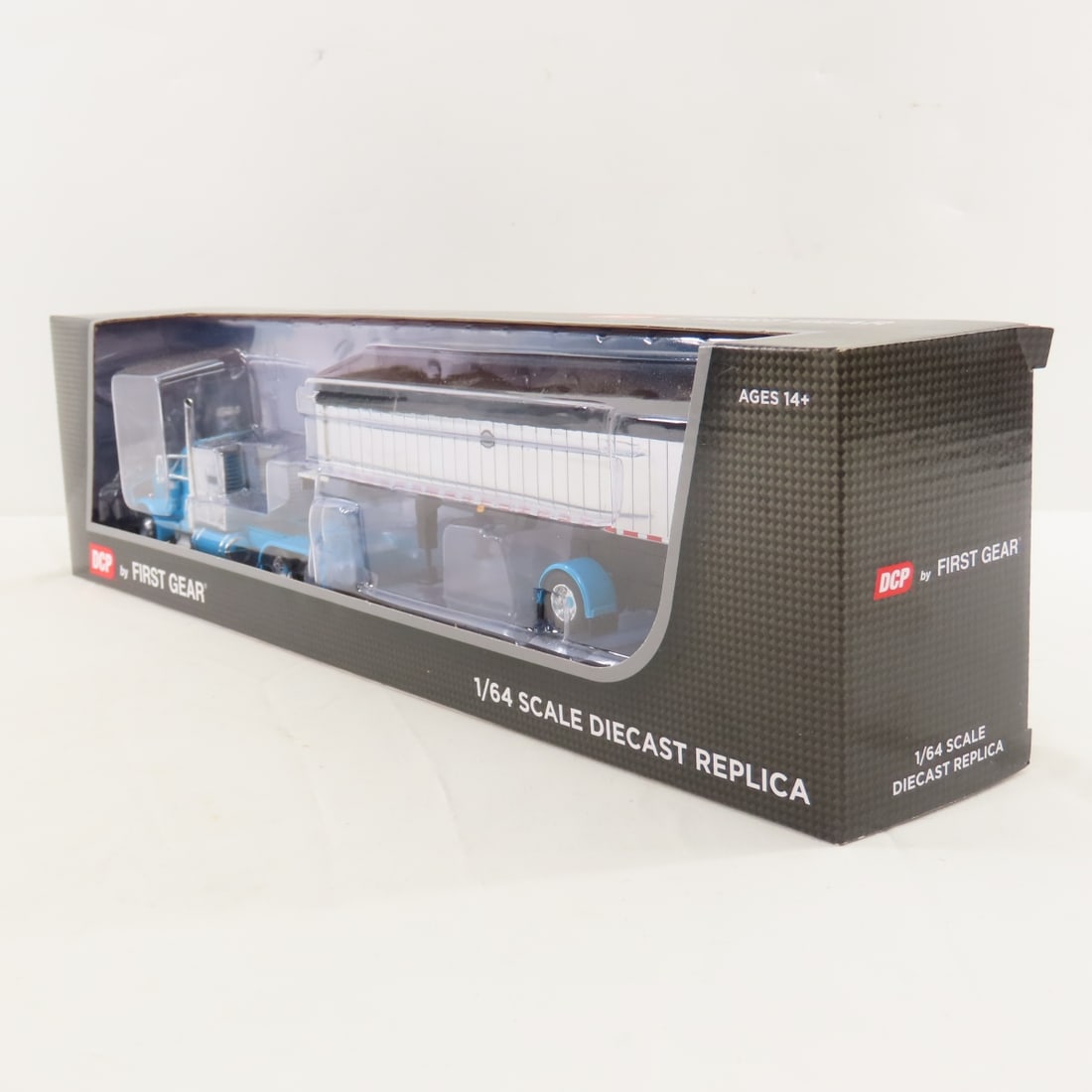 DCP First Gear 1:64 Scale Peterbilt 379 Sleeper - 8