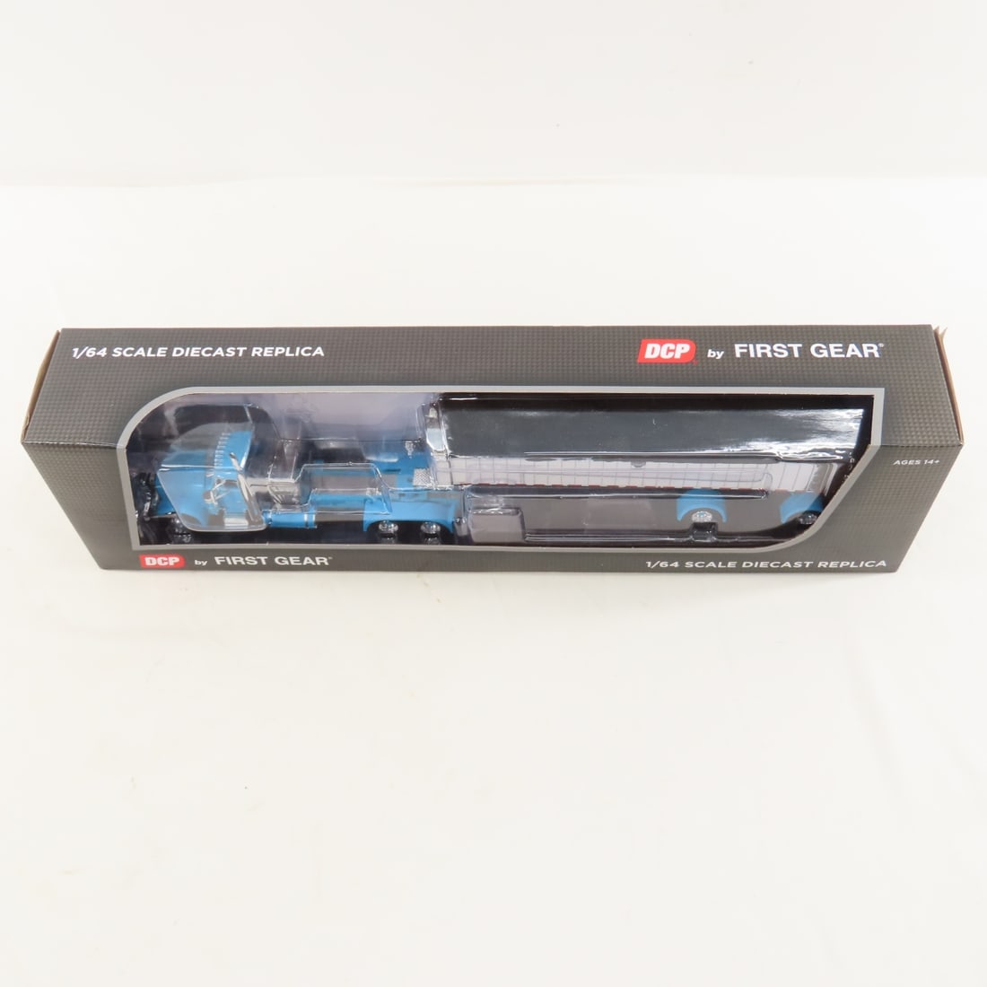 DCP First Gear 1:64 Scale Peterbilt 379 Sleeper - 9