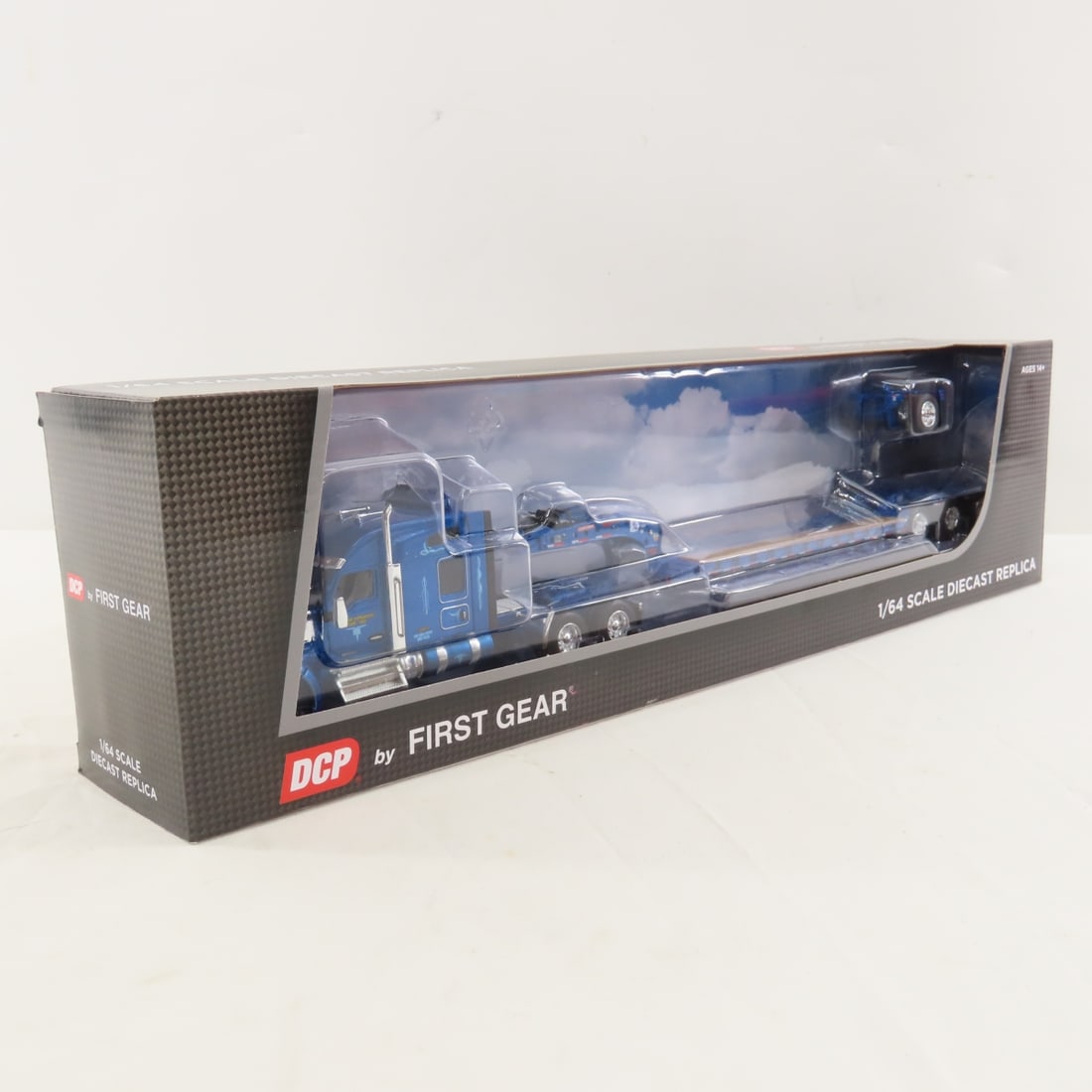DCP First Gear 1:64 Scale Kenworth W990 Sleeper - 2