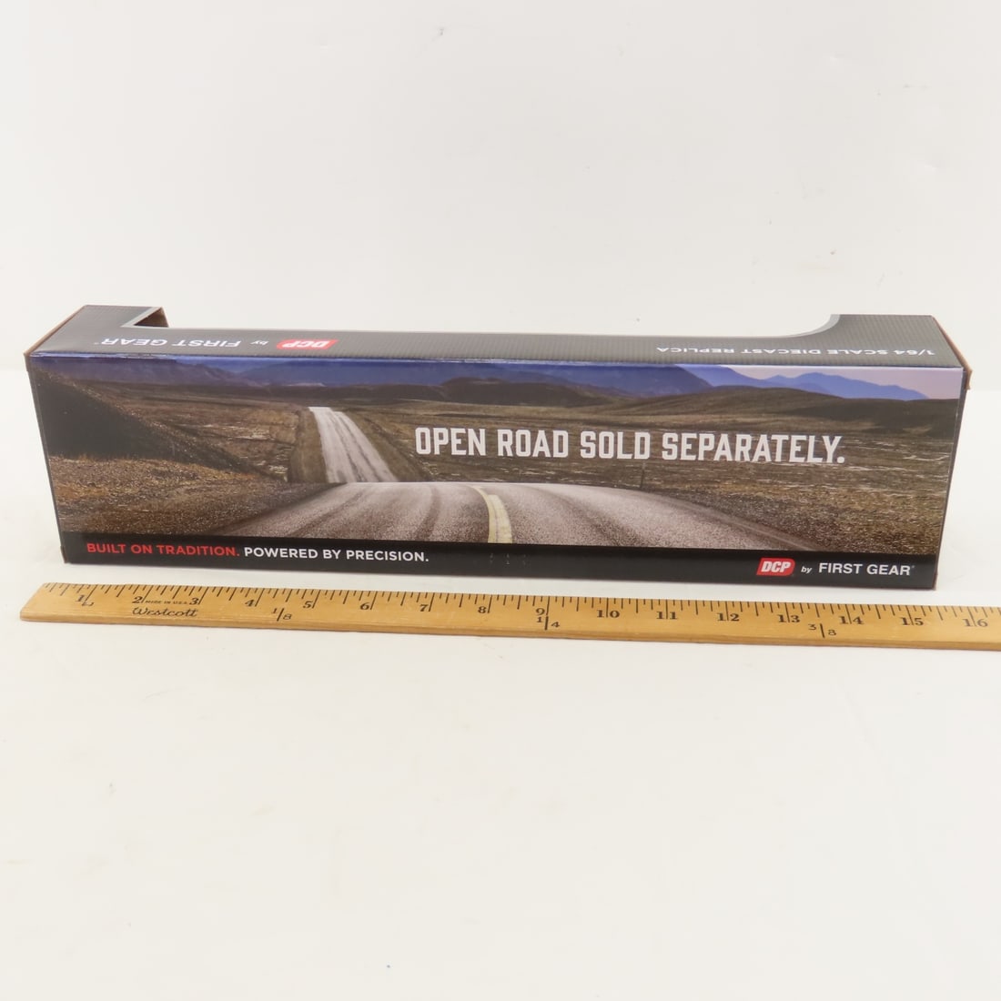 DCP First Gear 1:64 Scale Kenworth W990 Sleeper - 5