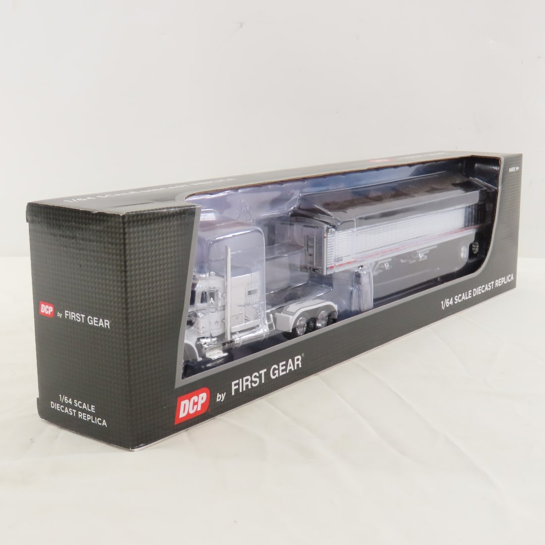 DCP First Gear 1:64 Scale Peterbilt 359 w/Sleeper - 2