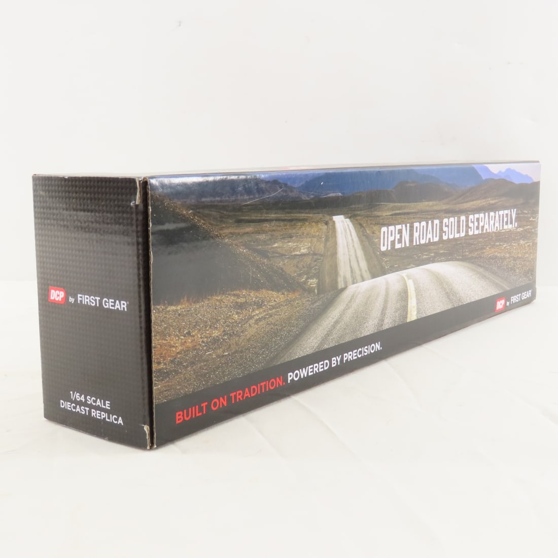 DCP First Gear 1:64 Scale Peterbilt 359 w/Sleeper - 6