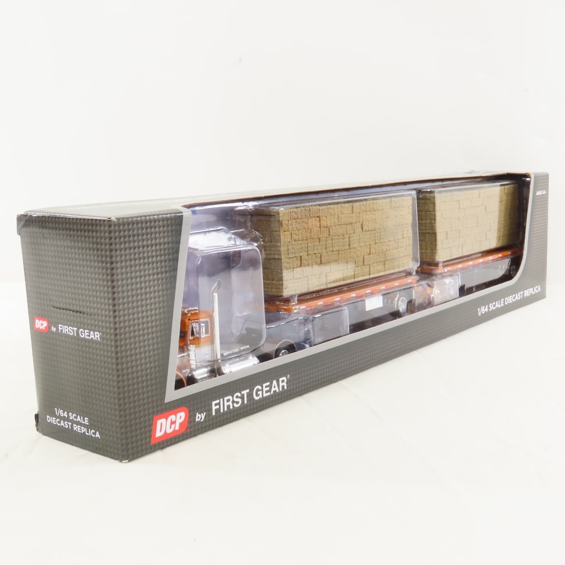 DCP First Gear 1:64 Peterbilt 379 Day Cab - 2