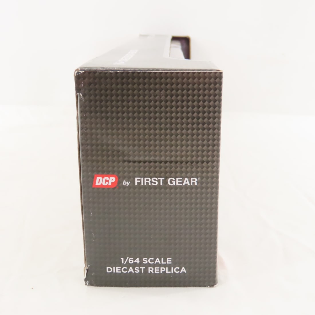 DCP First Gear 1:64 Peterbilt 379 Day Cab - 3