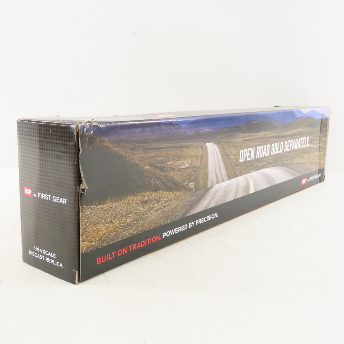 DCP First Gear 1:64 Peterbilt 379 Day Cab - 6