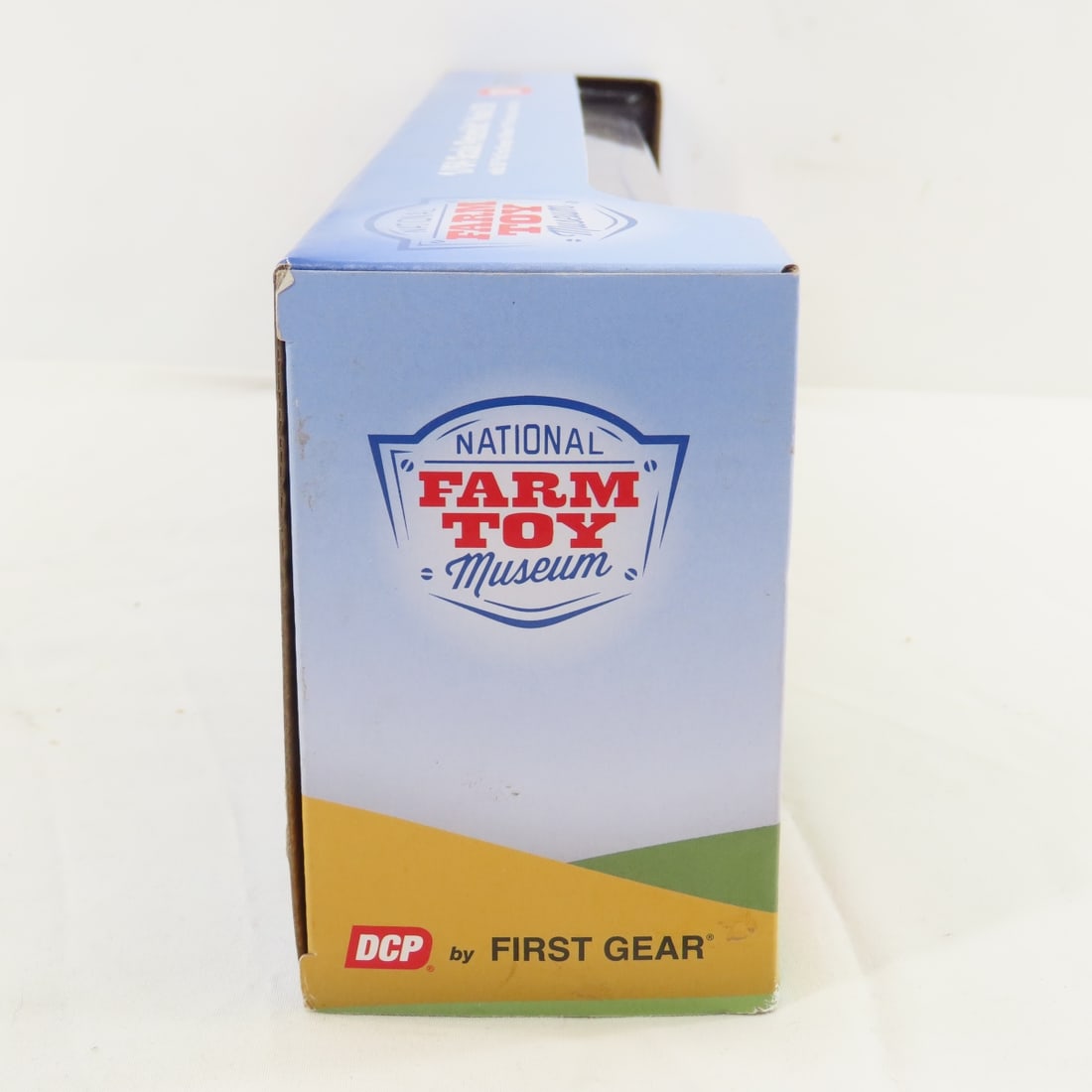 DCP First Gear 1:64 Peterbilt 359 with Trailer - 3