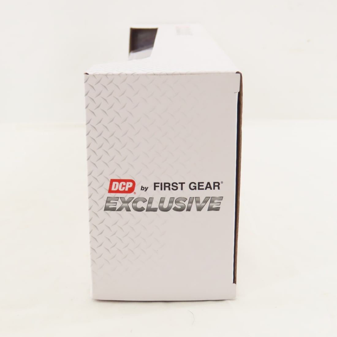DCP Exclusive 1:64 Kenworth W900L with Trailer - 7