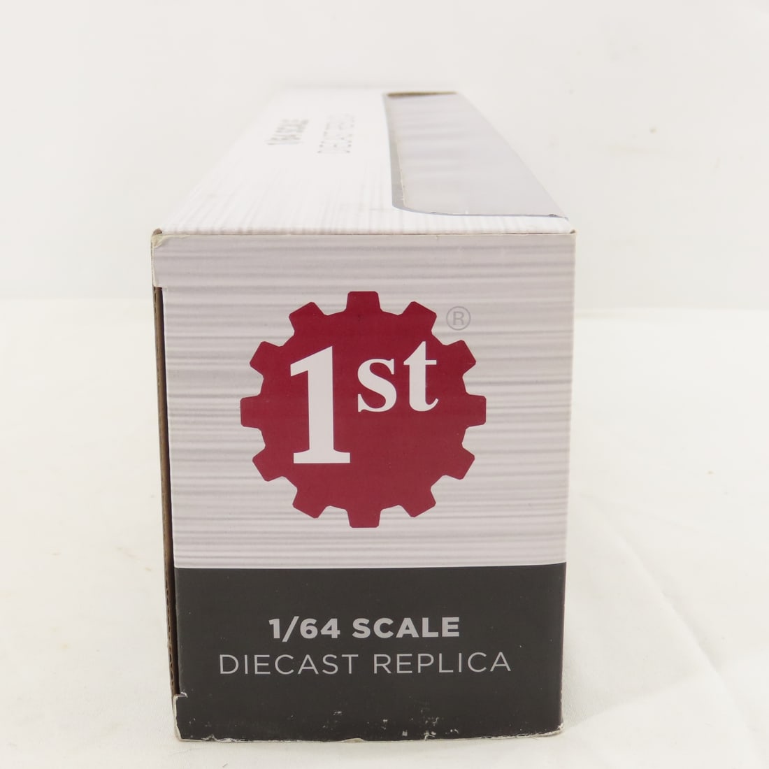 DCP First Gear 1:64 Mack B61 & Flatbed Trailer - 3