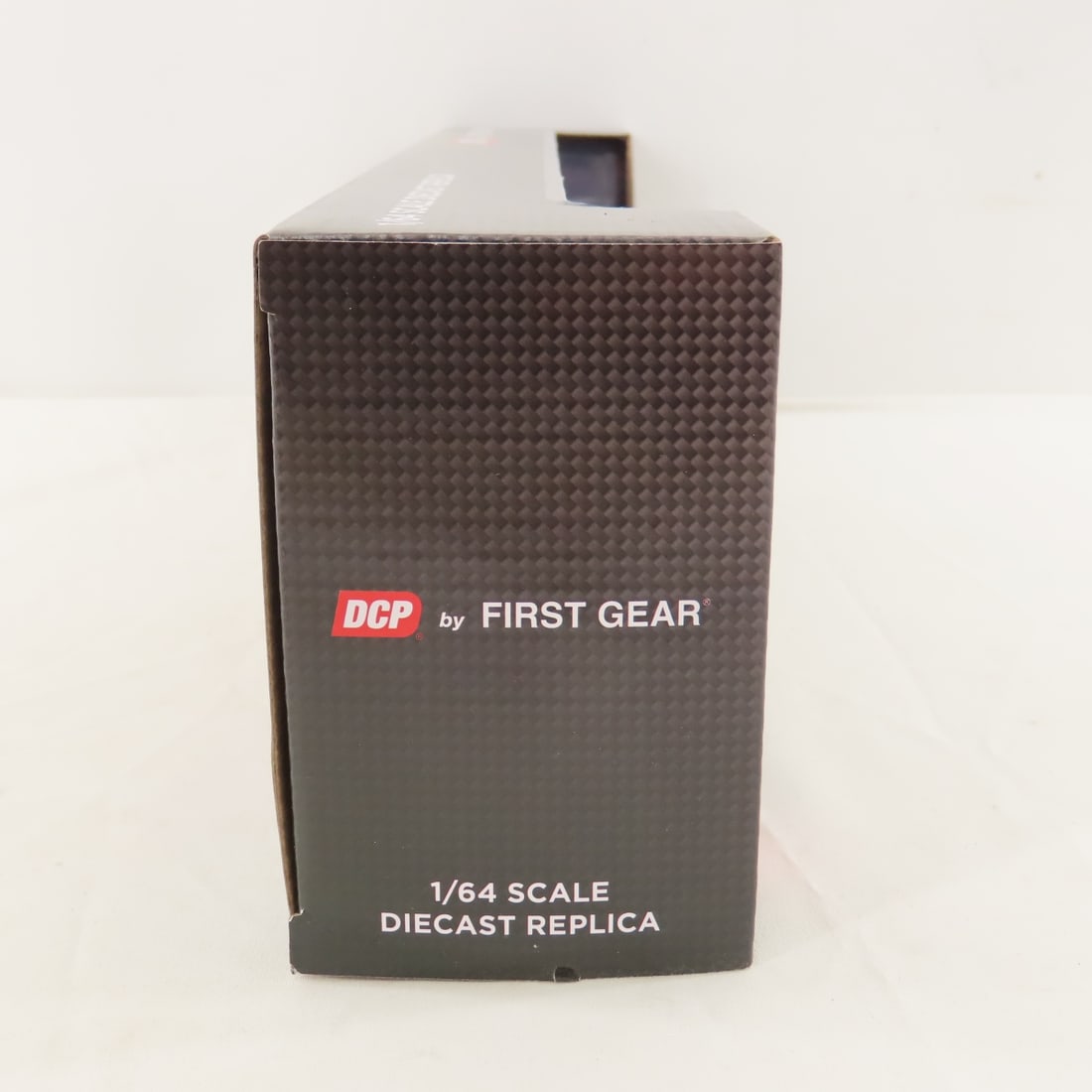 DCP First Gear 1:64 Ford LTL900 Flattop & Lowboy - 3