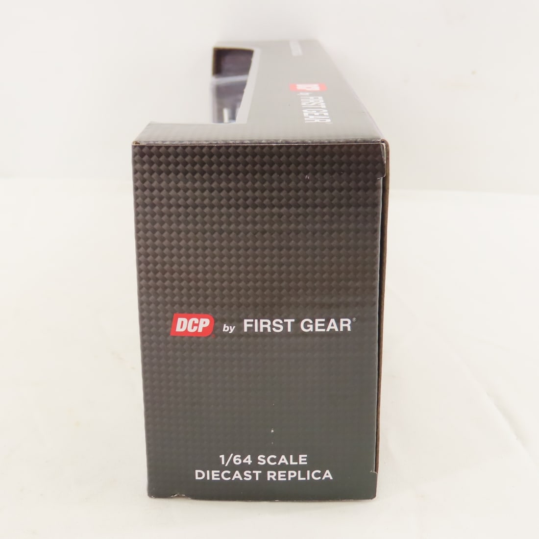 DCP First Gear 1:64 Ford LTL900 Flattop & Lowboy - 7