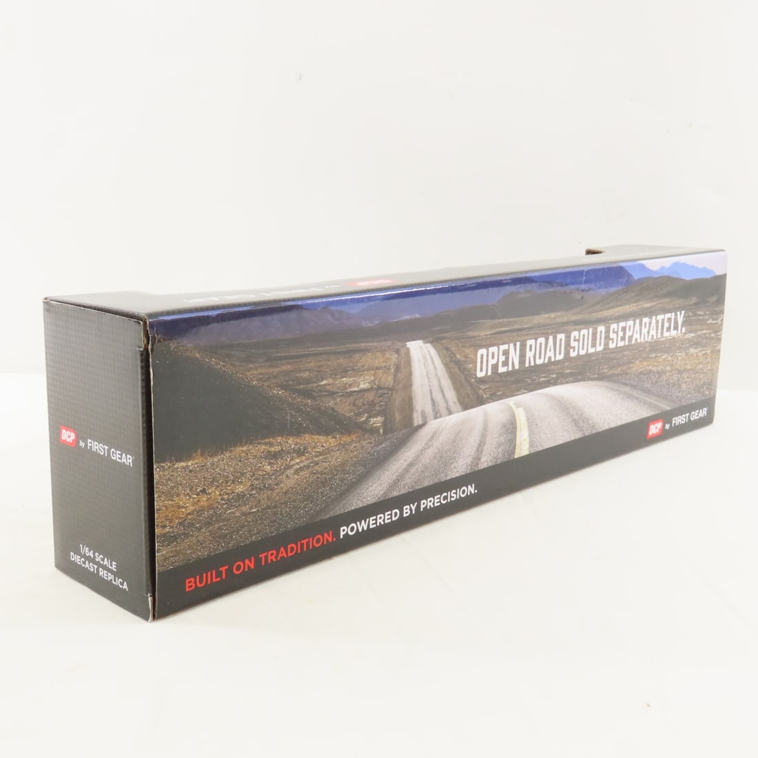 DCP First Gear 1:64 Kenworth Aerodyne Sleeper - 6