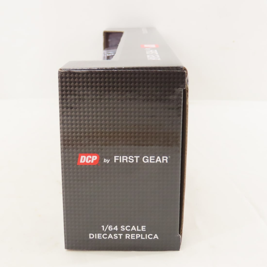 DCP First Gear 1:64 Kenworth Aerodyne Sleeper - 7