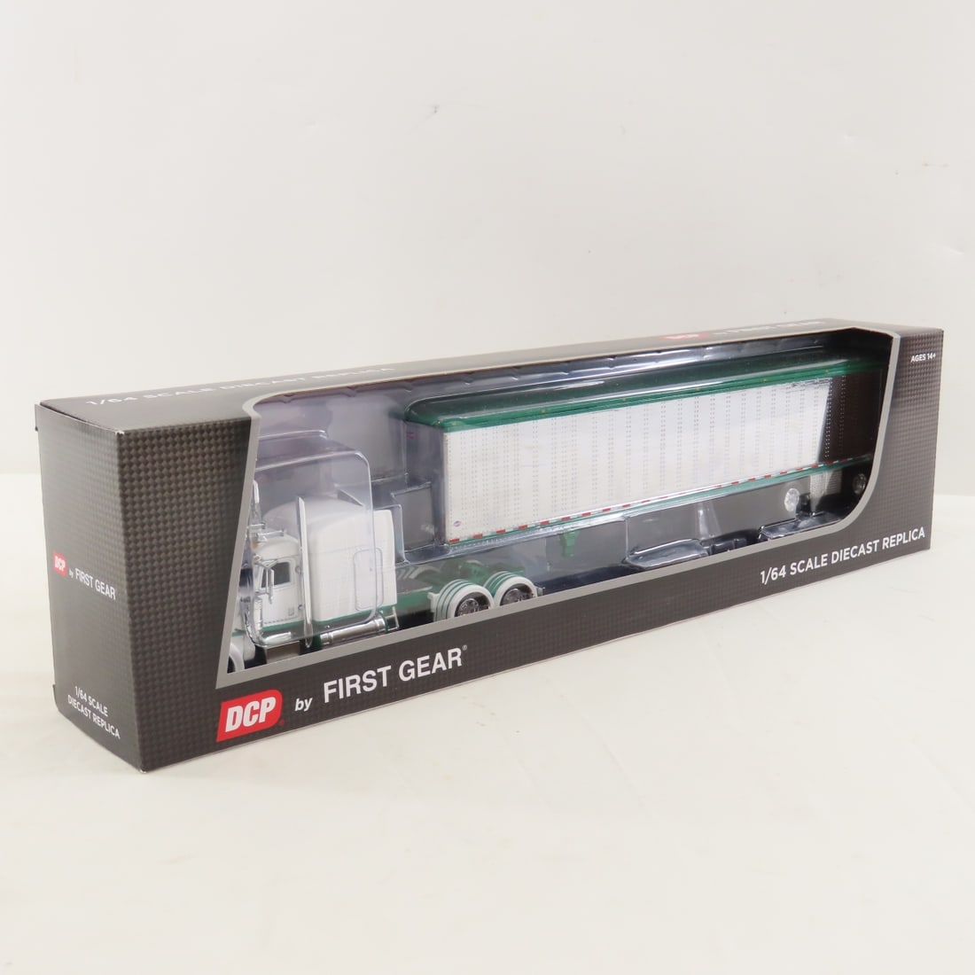 DCP First Gear 1:64 Peterbilt 389 Sleeper/Trailer - 2
