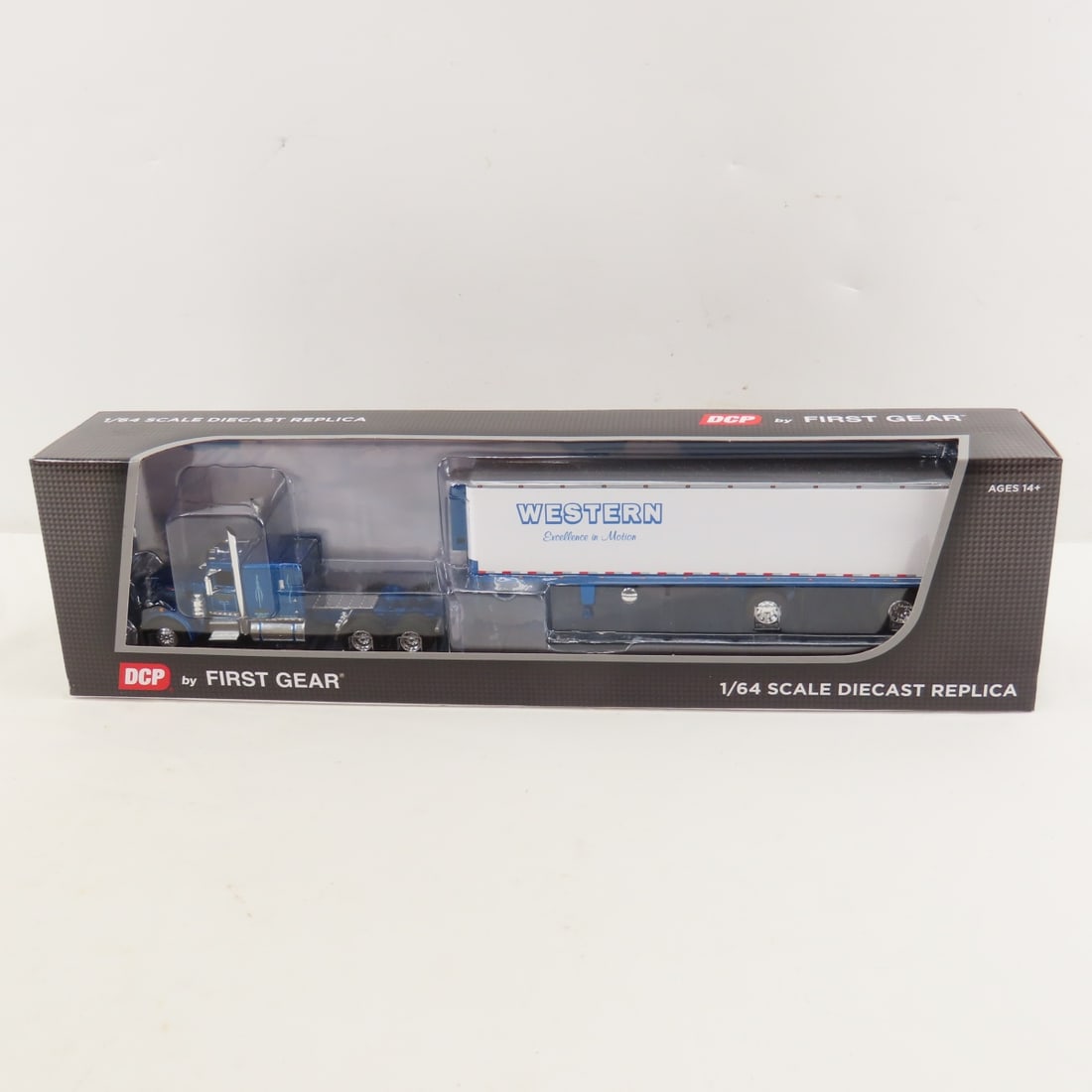 DCP First Gear 1:64 Peterbilt 351 Flattop/Trailer: DCP First Gear 1:64 Peterbilt 351 Flattop/Trailer - Western Distributing 60-2285 1/64 Scale Peterbilt 351 63" Flattop Sleeper and Vintage 40' Refrigerated Spread Axle Trailer. Lot Size: 16x4x3" 1 lb A
