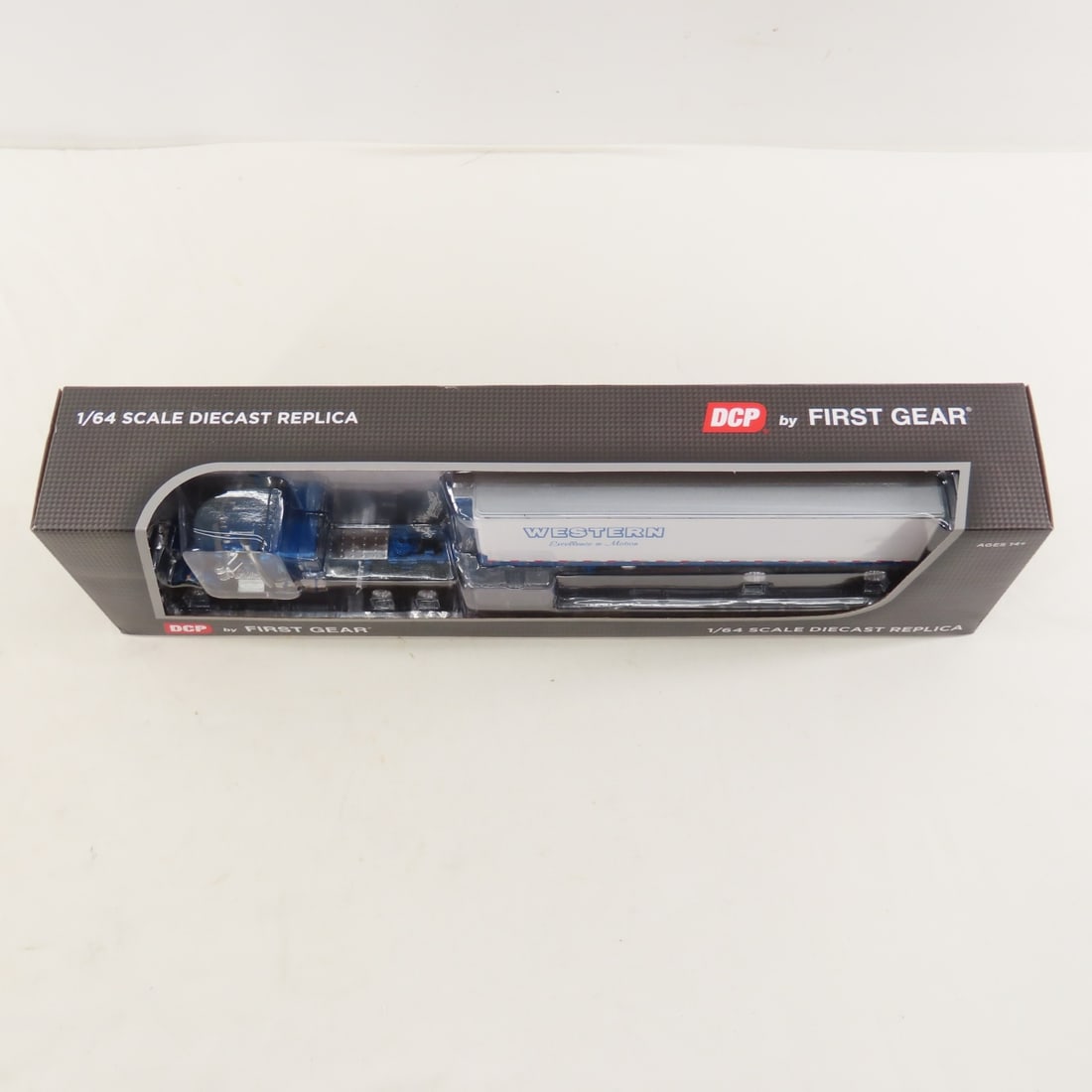 DCP First Gear 1:64 Peterbilt 351 Flattop/Trailer - 9