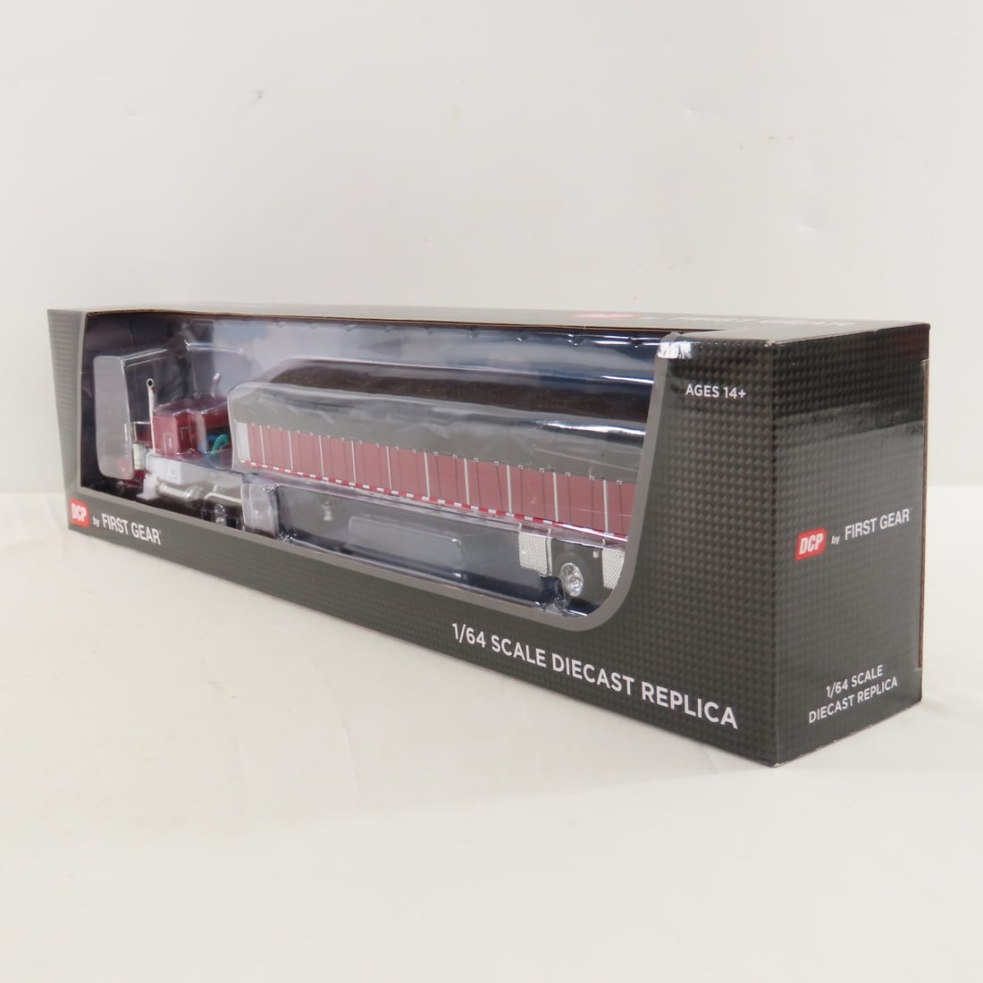 DCP First Gear 1:64 Peterbilt 389 Sleeper/Wagon - 8