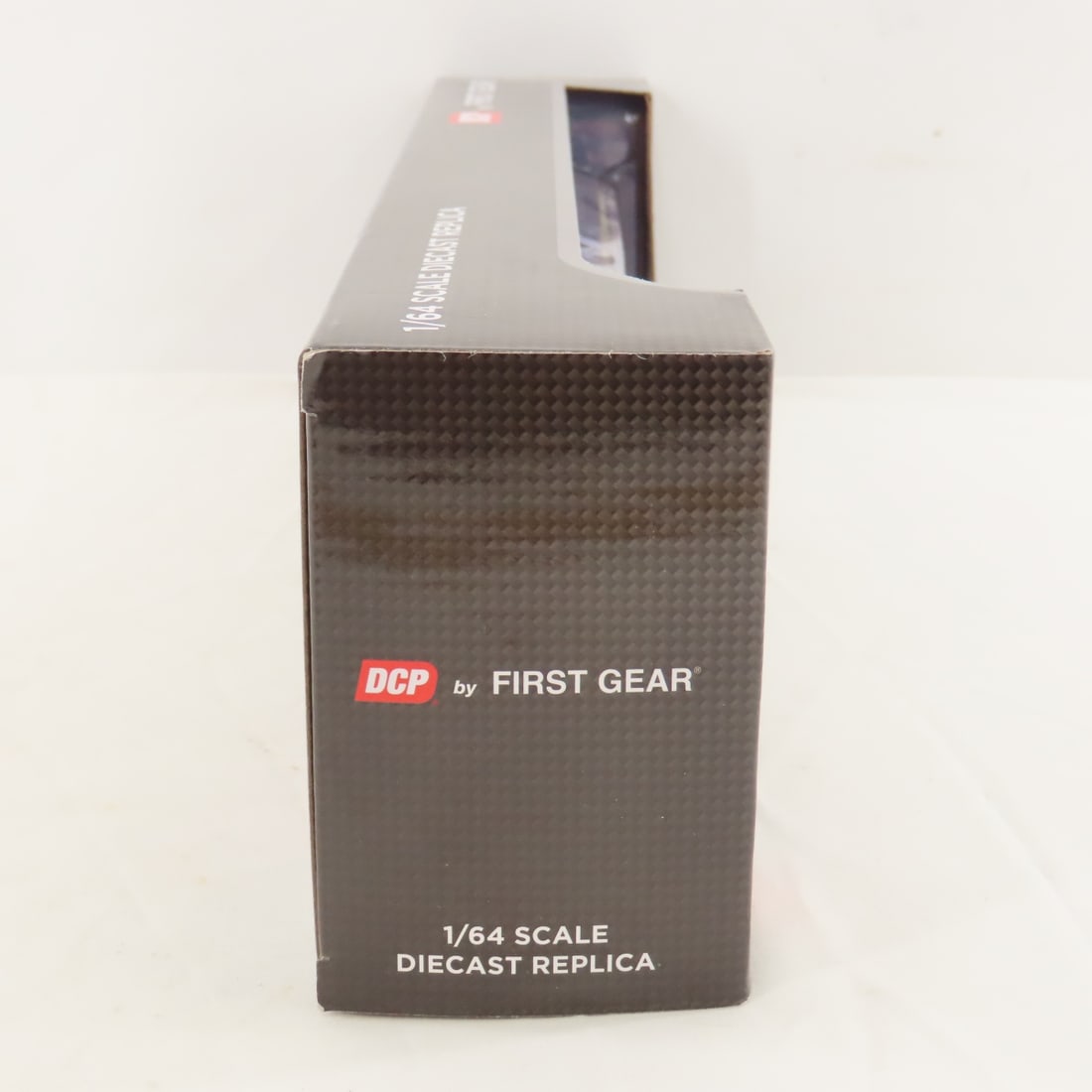 DCP First Gear 1:64 Peterbilt 359 Cab & Roadbrute - 3