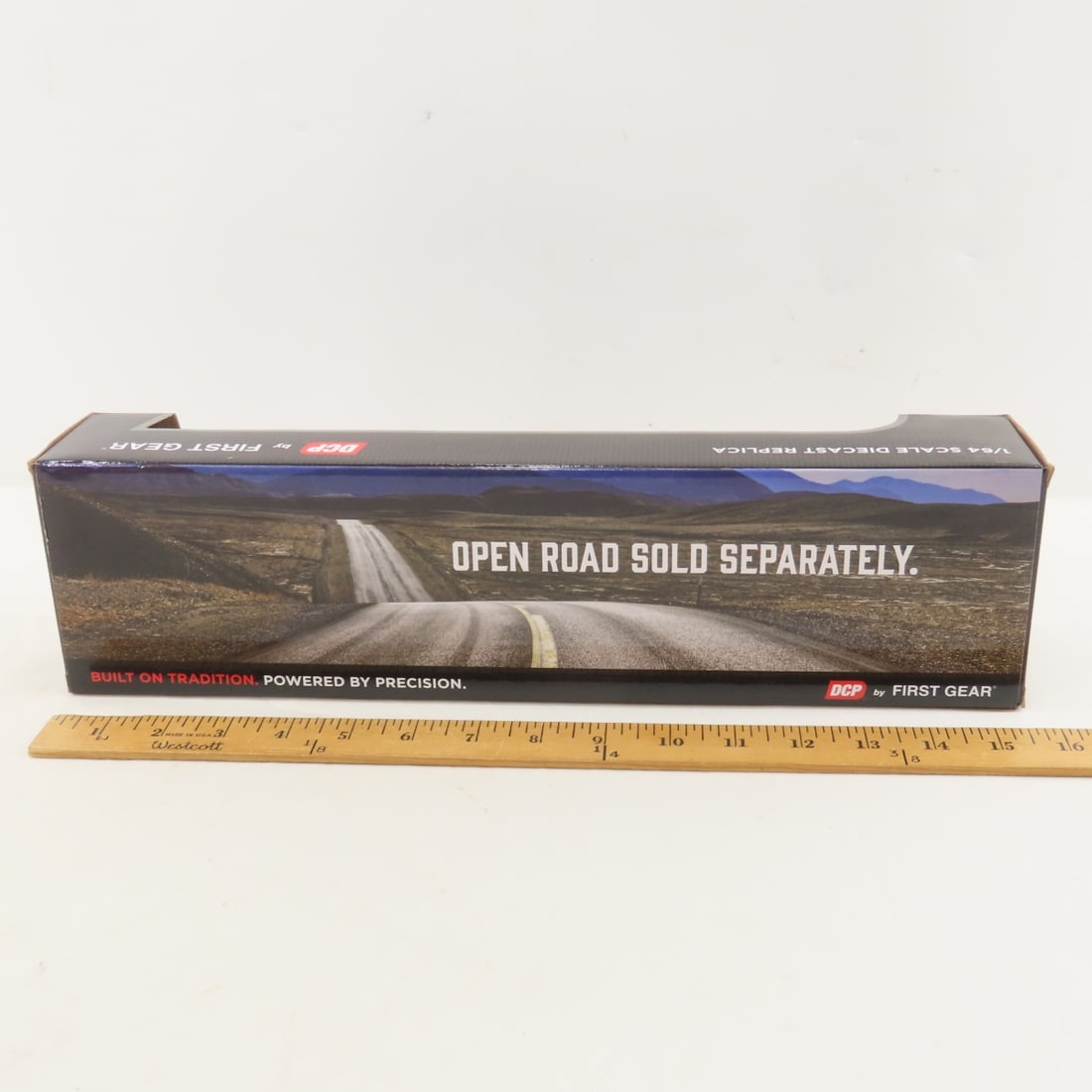 DCP First Gear 1:64 Peterbilt 359 Cab & Roadbrute - 5