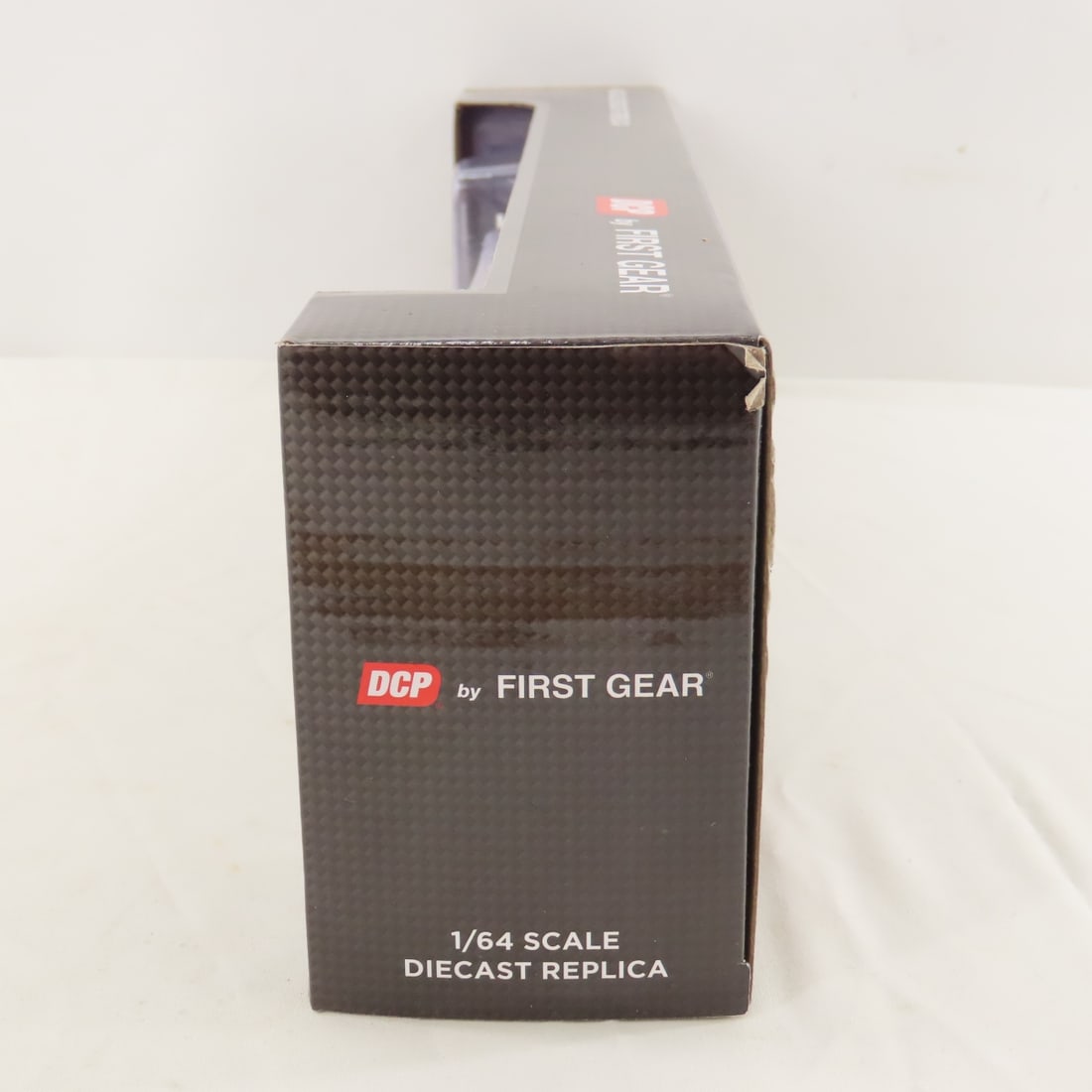 DCP First Gear 1:64 Peterbilt 359 Cab & Roadbrute - 7