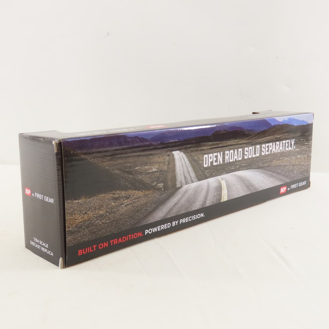DCP First Gear 1:64 Peterbilt 359 w/Wilson Trailer - 6