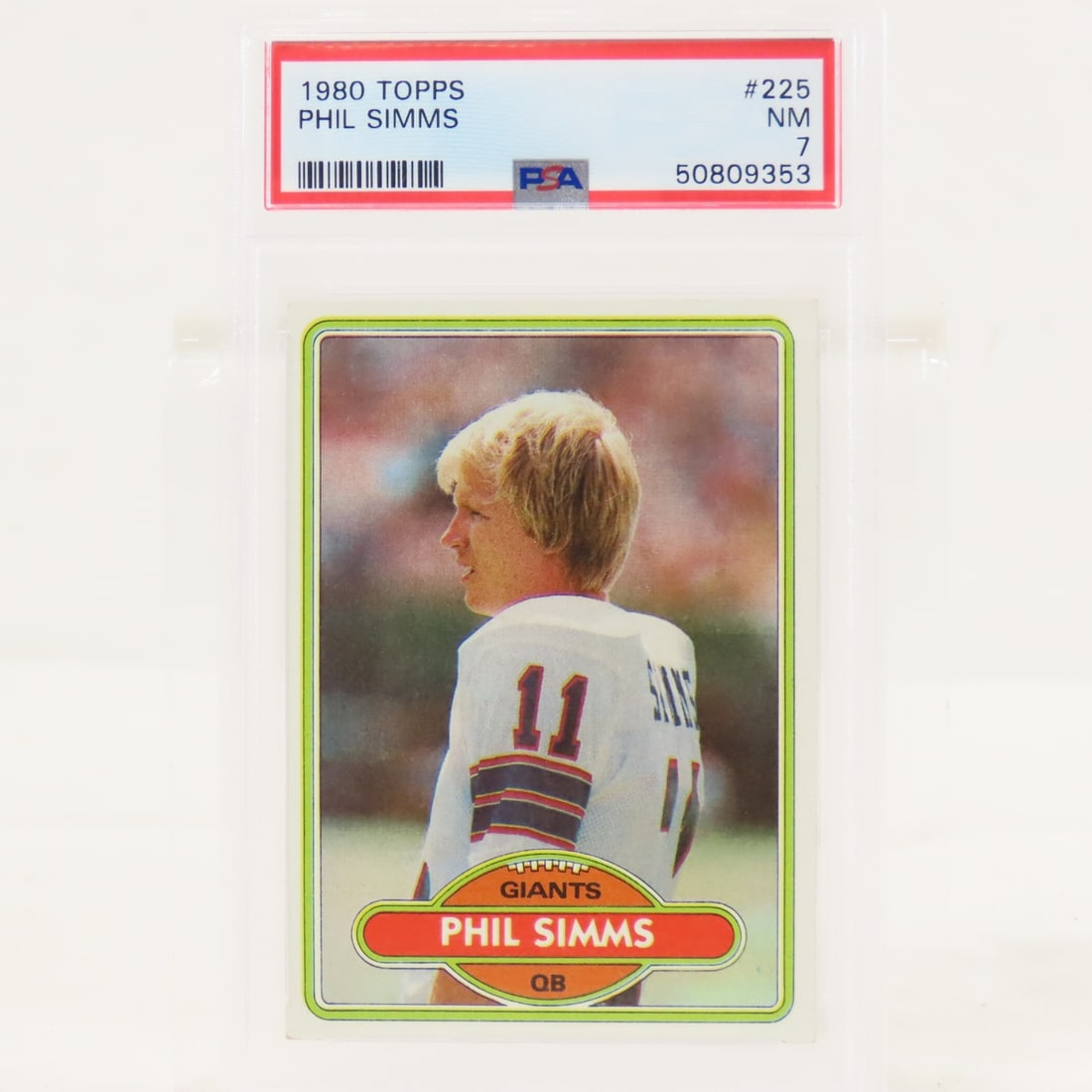 1980 Topps Phil Simms #225 PSA 7 NM Rookie: 1980 Topps Phil Simms #225 PSA 7 NM Rookie - Lot Size 5.5x3.5x.5" 1 LB All information and photos are intended to be as accurate as possible, but errors are possible. No item may be returned or