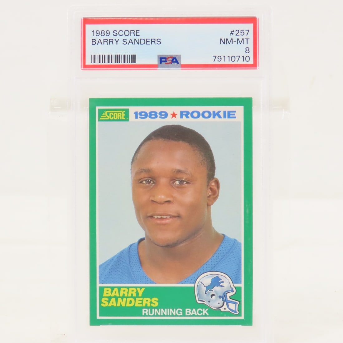 1989 Score Barry Sanders #257 PSA 8 NM-MT: 1989 Score Barry Sanders #257 PSA 8 NM-MT - Lot Size 5.5x3.5x.5" 1 LB All information and photos are intended to be as accurate as possible, but errors are possible. No item may be returned or