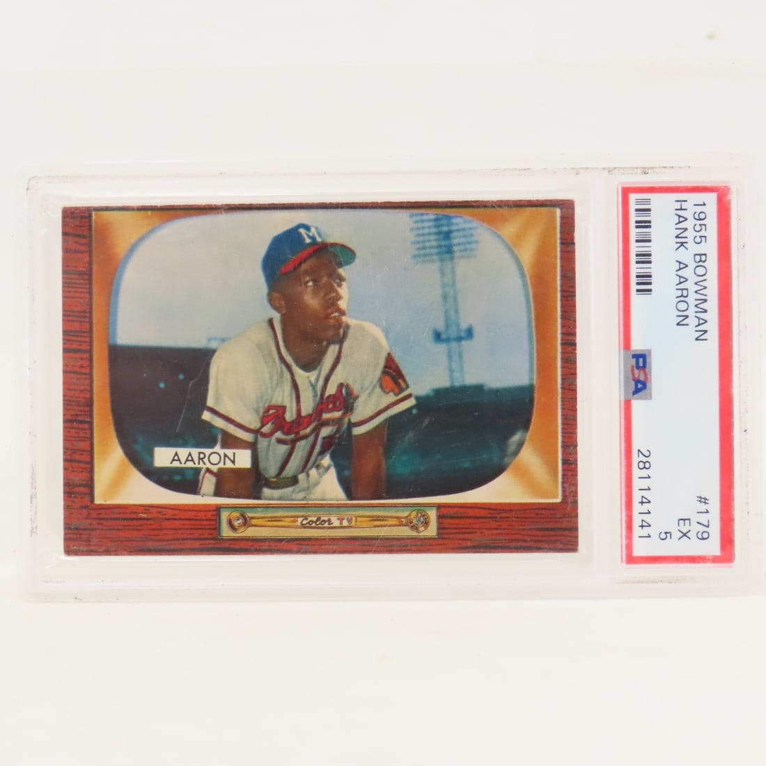 1955 Bowman Hank Aaron #179 PSA 5 EX: 1955 Bowman Hank Aaron #179 PSA 5 EX - Lot Size 5.5x3.5x2" 1 LB All information and photos are intended to be as accurate as possible, but errors are possible. No item may be returned or refused