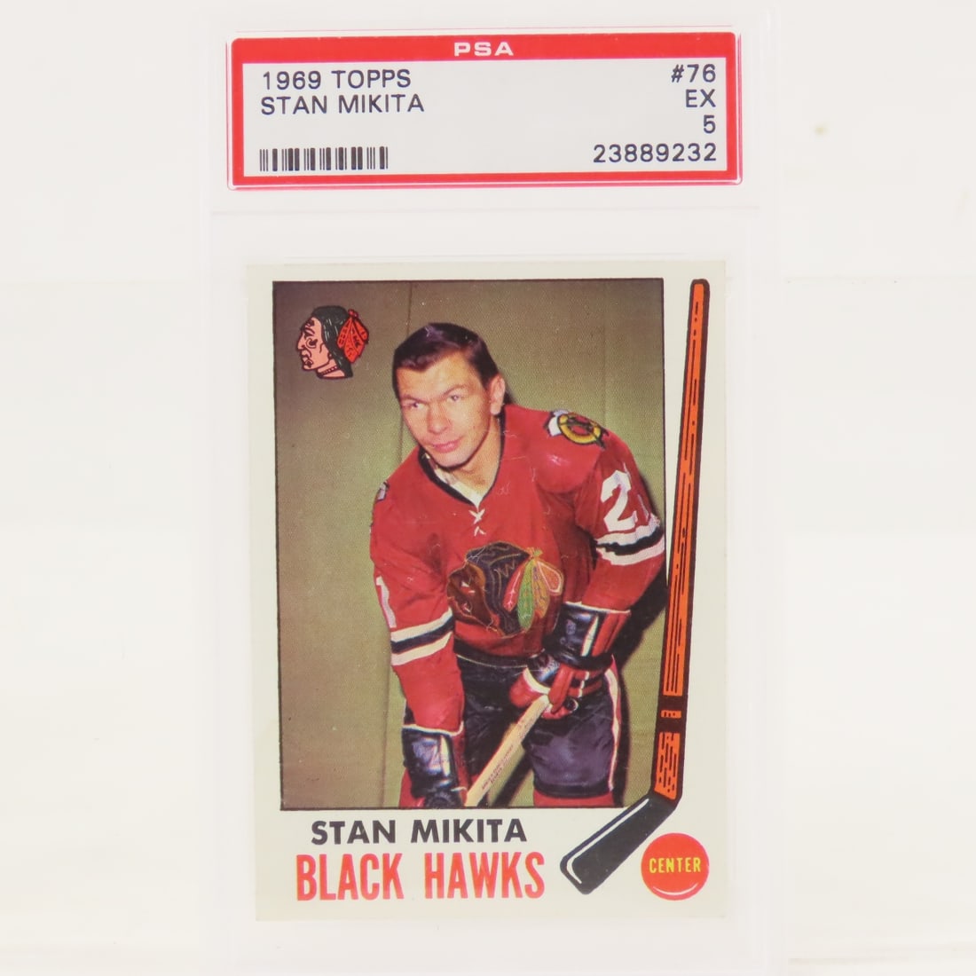 1969 Topps Stan Mikita #76 PSA 5 EX: 1969 Topps Stan Mikita #76 PSA 5 EX - Lot Size 5.5x3.5x.5" 1 LB All information and photos are intended to be as accurate as possible, but errors are possible. No item may be returned or refused