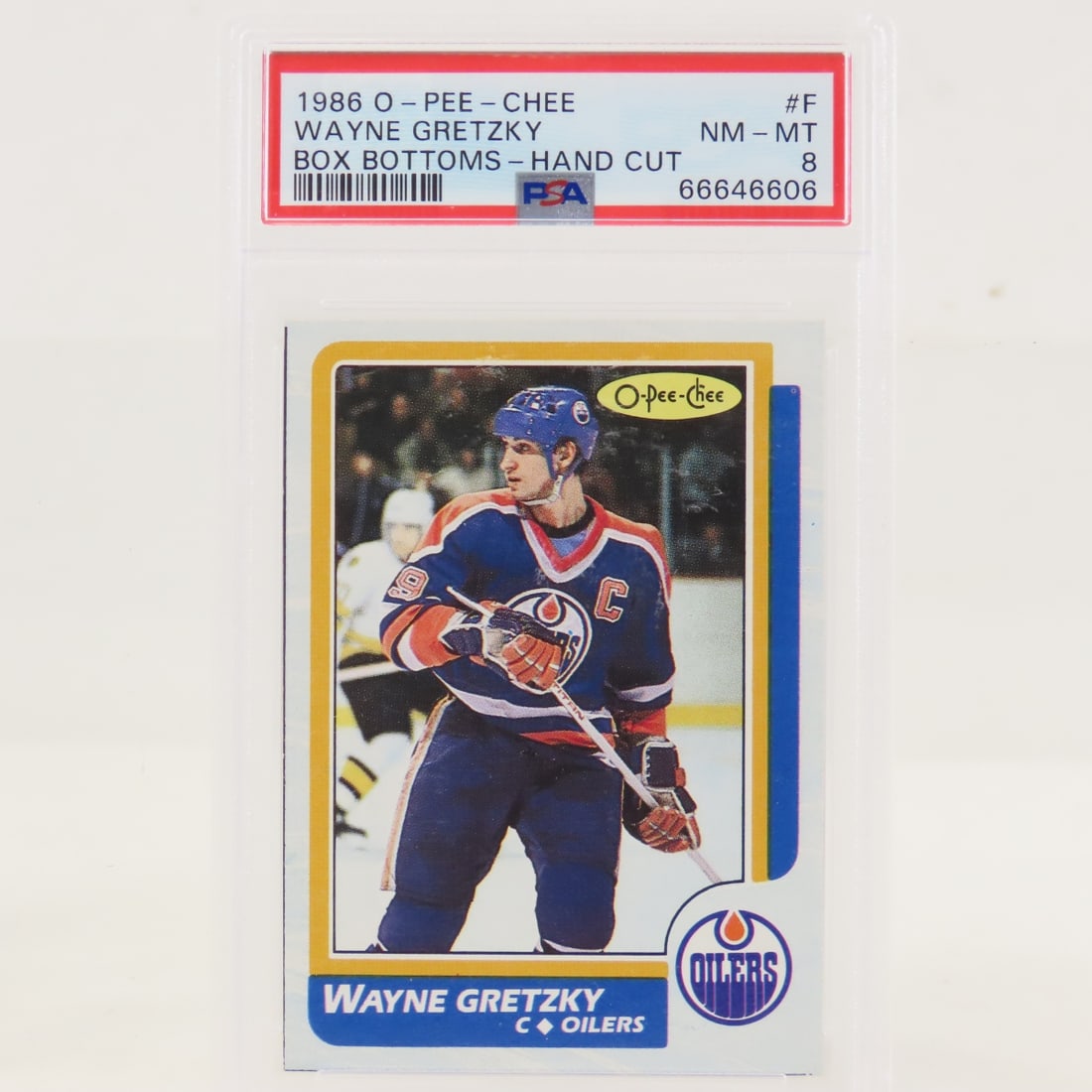 1986 O-PEE-CHEE Box Bottoms Wayne Gretzky #F PSA 8: 1986 O-PEE-CHEE Box Bottoms Wayne Gretzky #F PSA 8 - Lot Size 5.5x3.5x.5" 1 LB All information and photos are intended to be as accurate as possible, but errors are possible. No item may be returned o