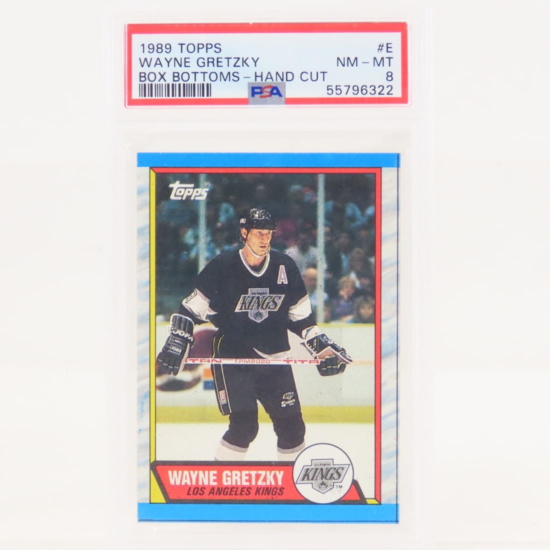1989 Topps Box Bottoms Wayne Gretzky #E PSA 8 NMMT: 1989 Topps Box Bottoms Wayne Gretzky #E PSA 8 NMMT - Lot Size 5.5x3.5x.2" 1 LB All information and photos are intended to be as accurate as possible, but errors are possible. No item may be returned o
