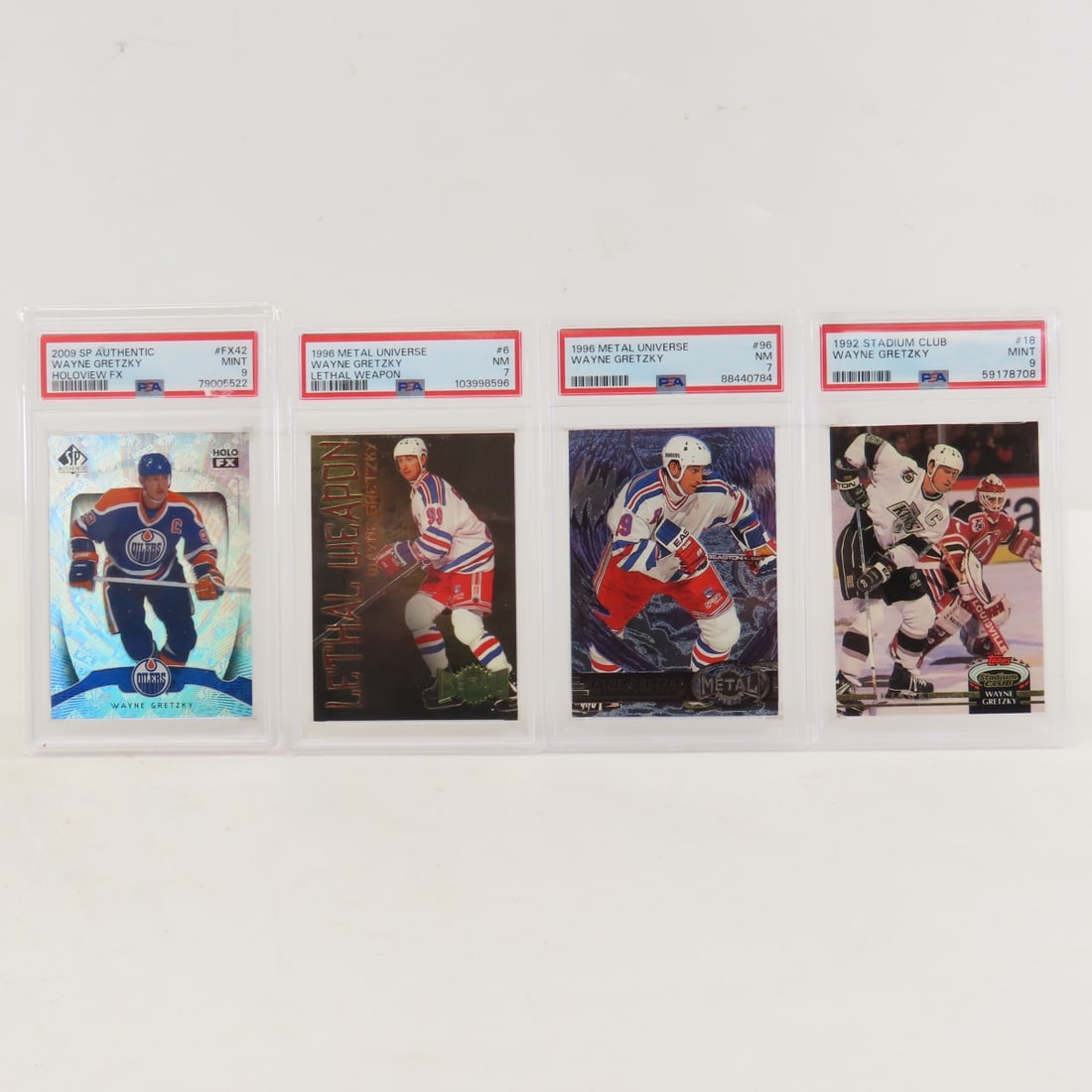 4 PSA 7&9 1992-2009 Wayne Gretzky Hockey Cards (1 of 17)