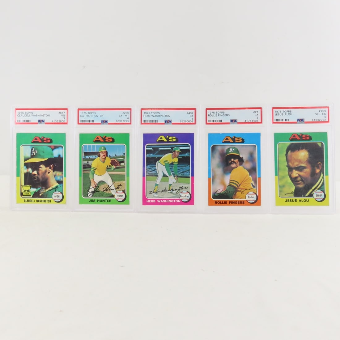 5 1975 Topps Oakland A's PSA graded Baseball Cards (1 of 11)