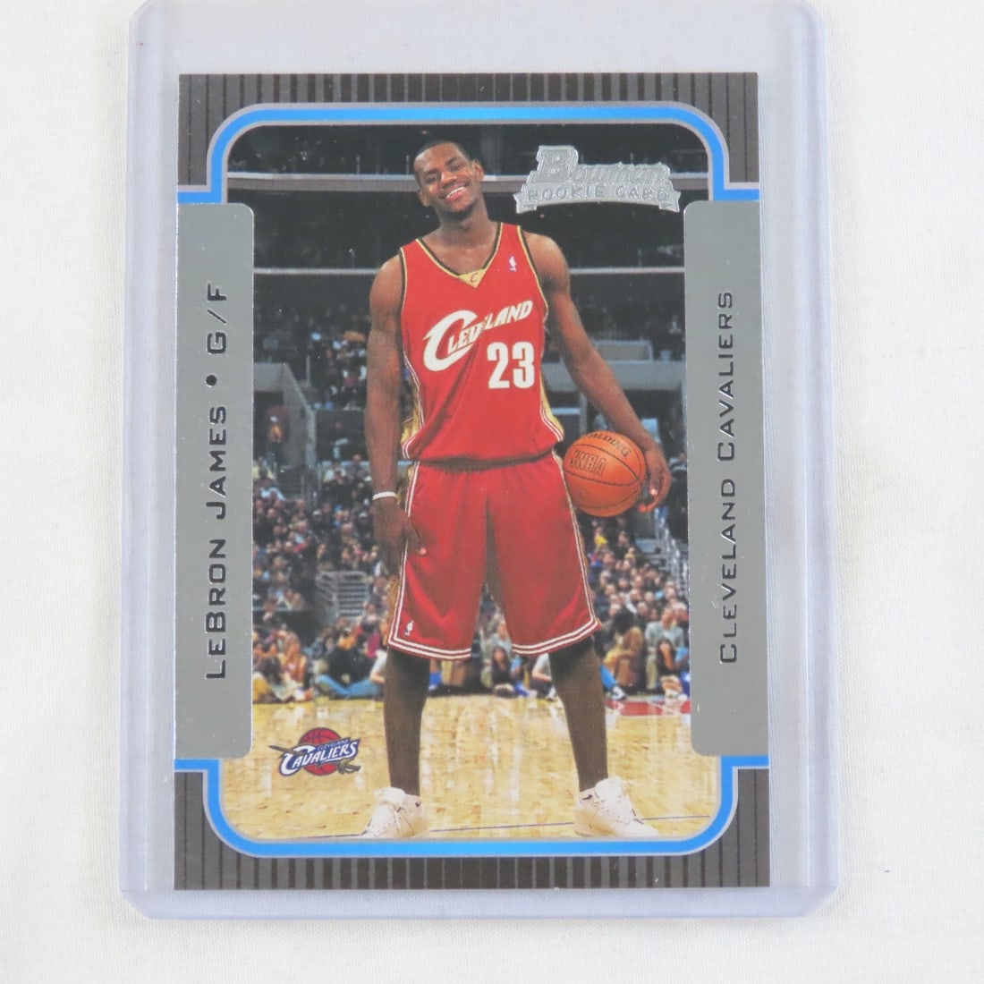 2003-04 Bowman Rookies & Stars LeBron James #123: 2003-04 Bowman Rookies & Stars LeBron James #123 - Lot Size 4x3x1" 1 LB All information and photos are intended to be as accurate as possible, but errors are possible. No item may be returned or refus